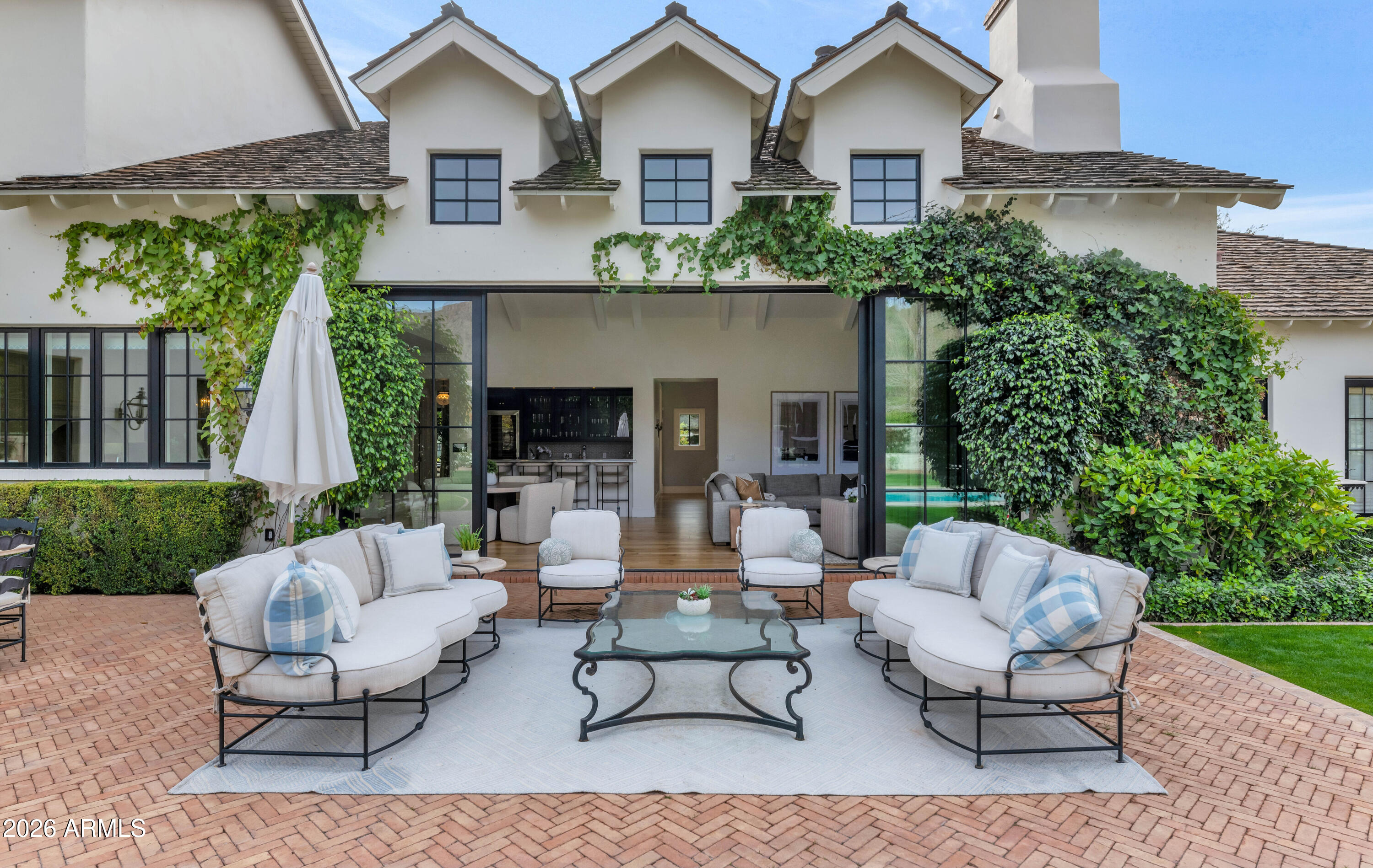 5446 E EXETER Boulevard