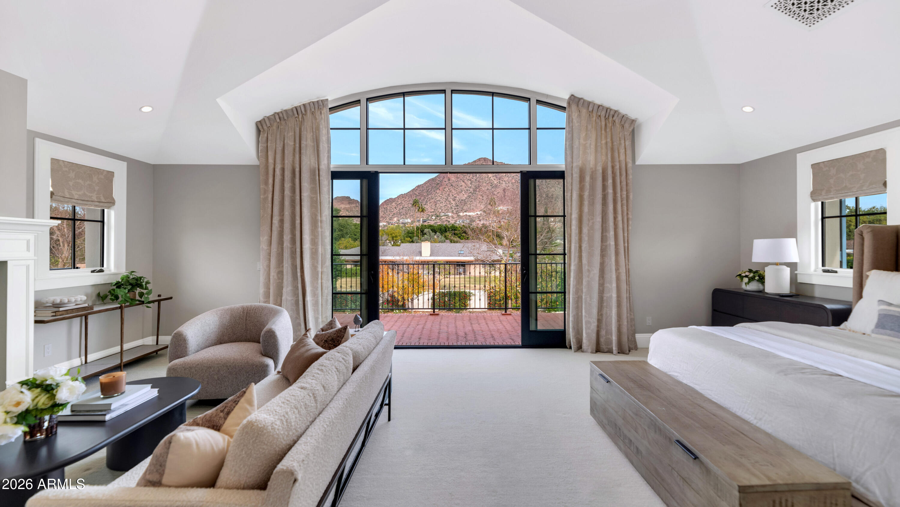 5446 E EXETER Boulevard