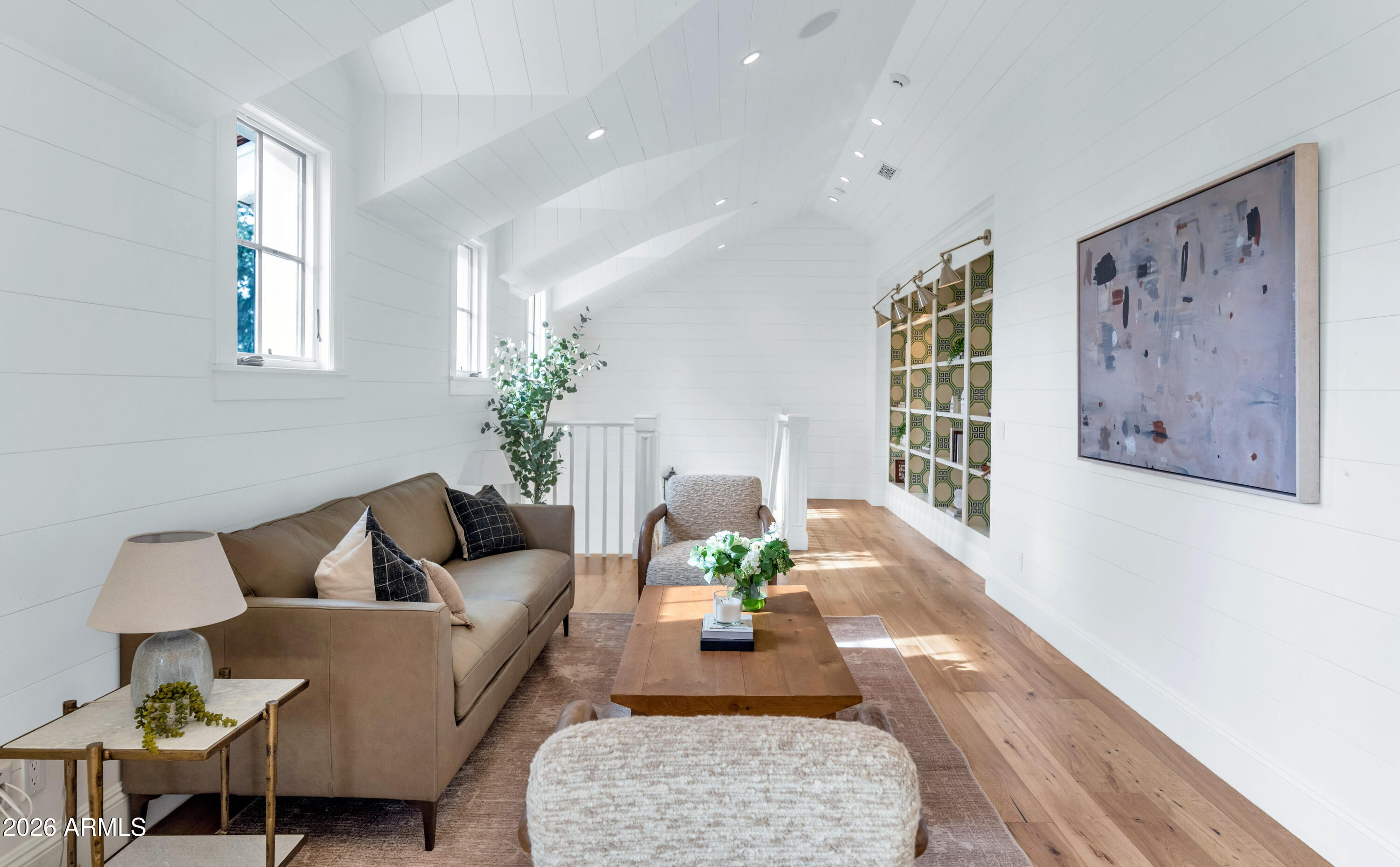 5446 E EXETER Boulevard