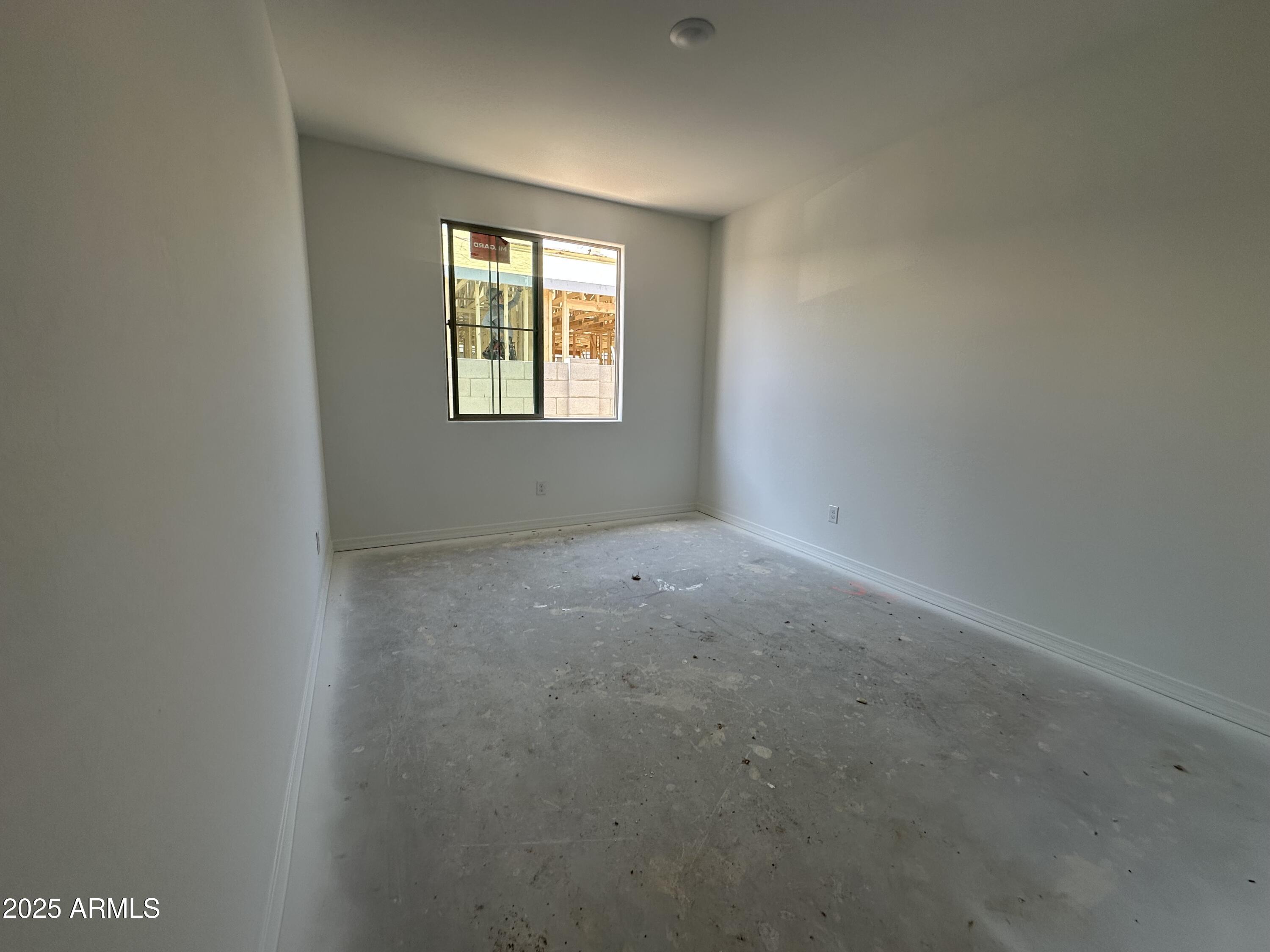 22824 E ROUNDUP Way