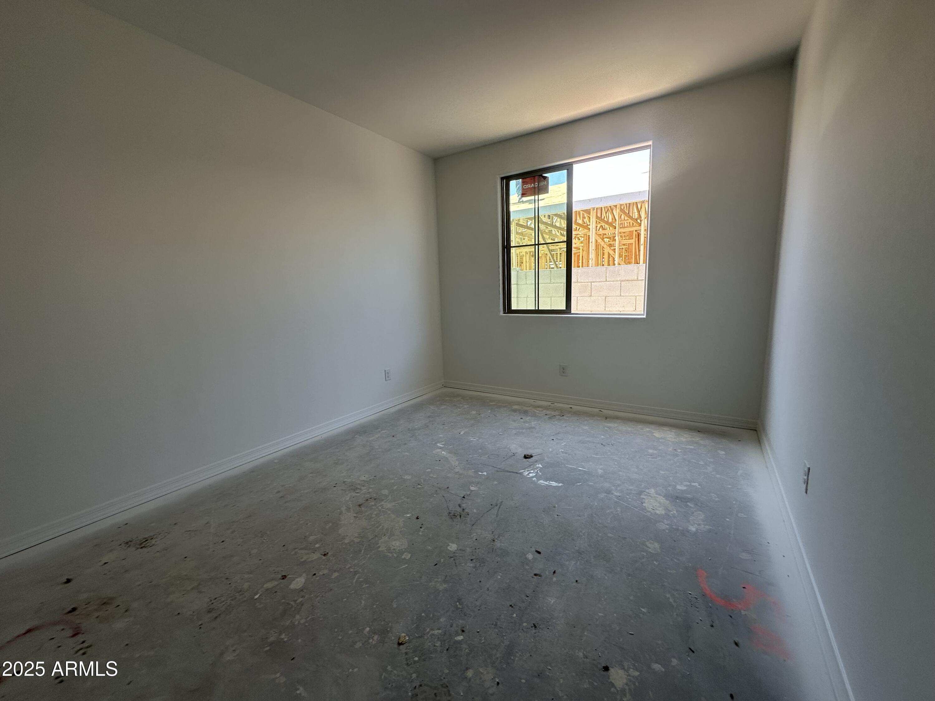 22824 E ROUNDUP Way