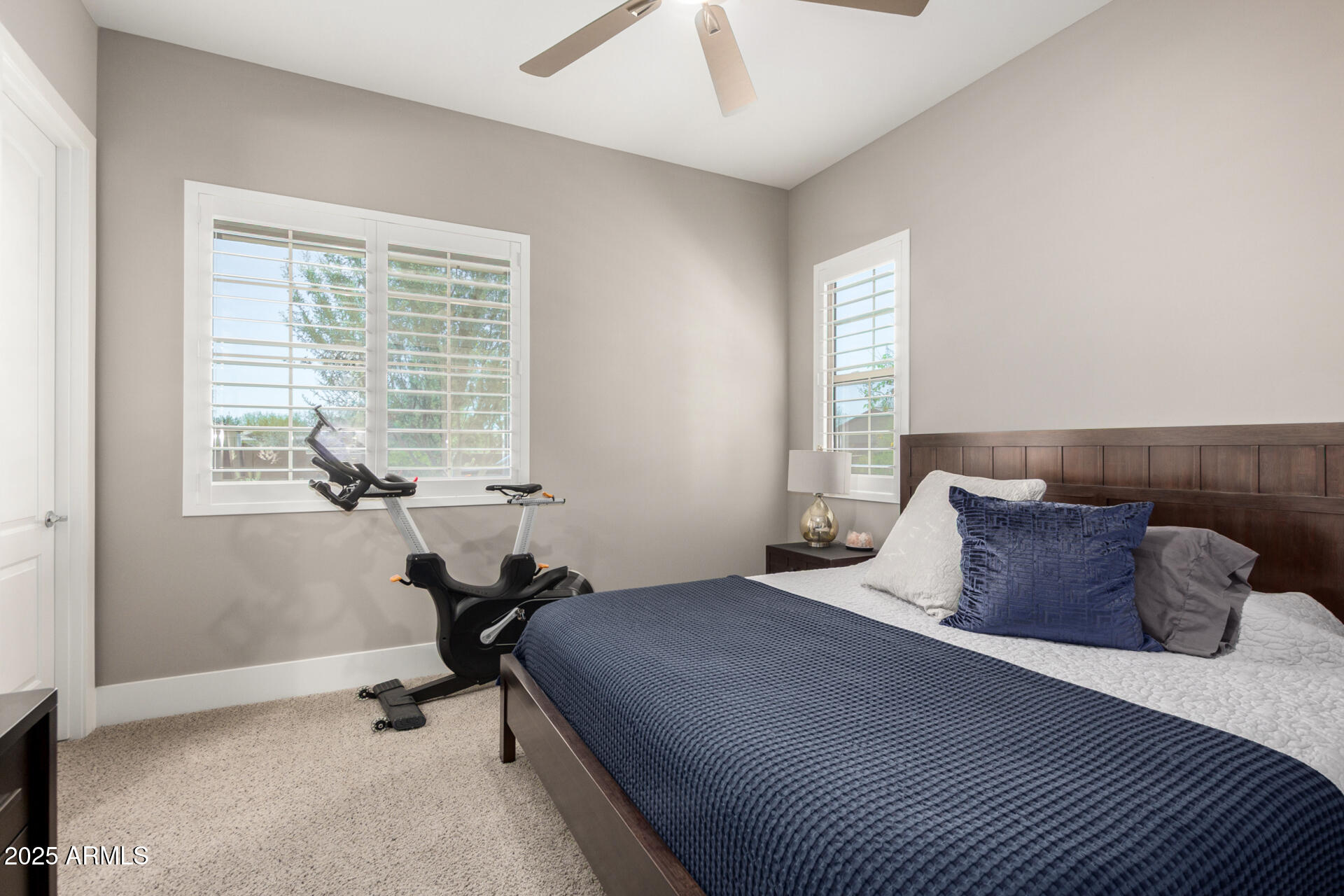 6112 E CALLE DE POMPAS