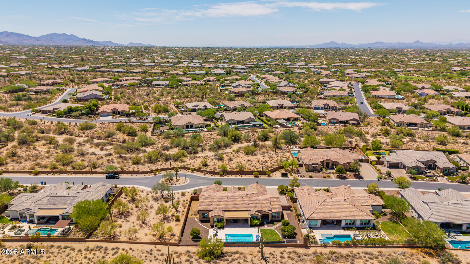 6112 E CALLE DE POMPAS