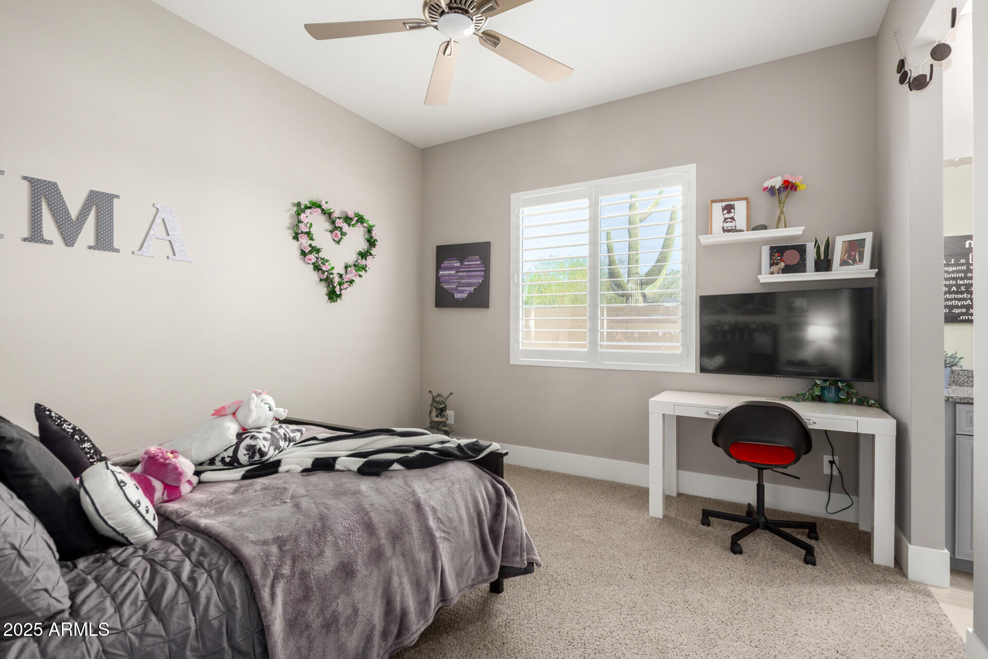 6112 E CALLE DE POMPAS