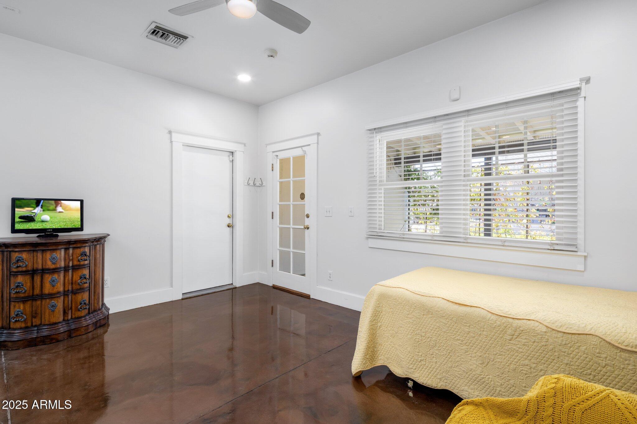 144 W PALM Lane