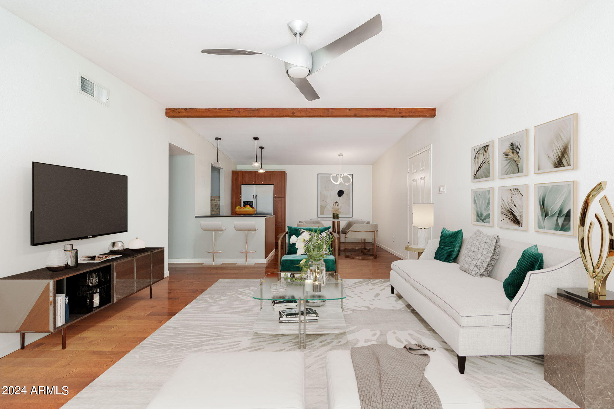 2233 E HIGHLAND Avenue, 219