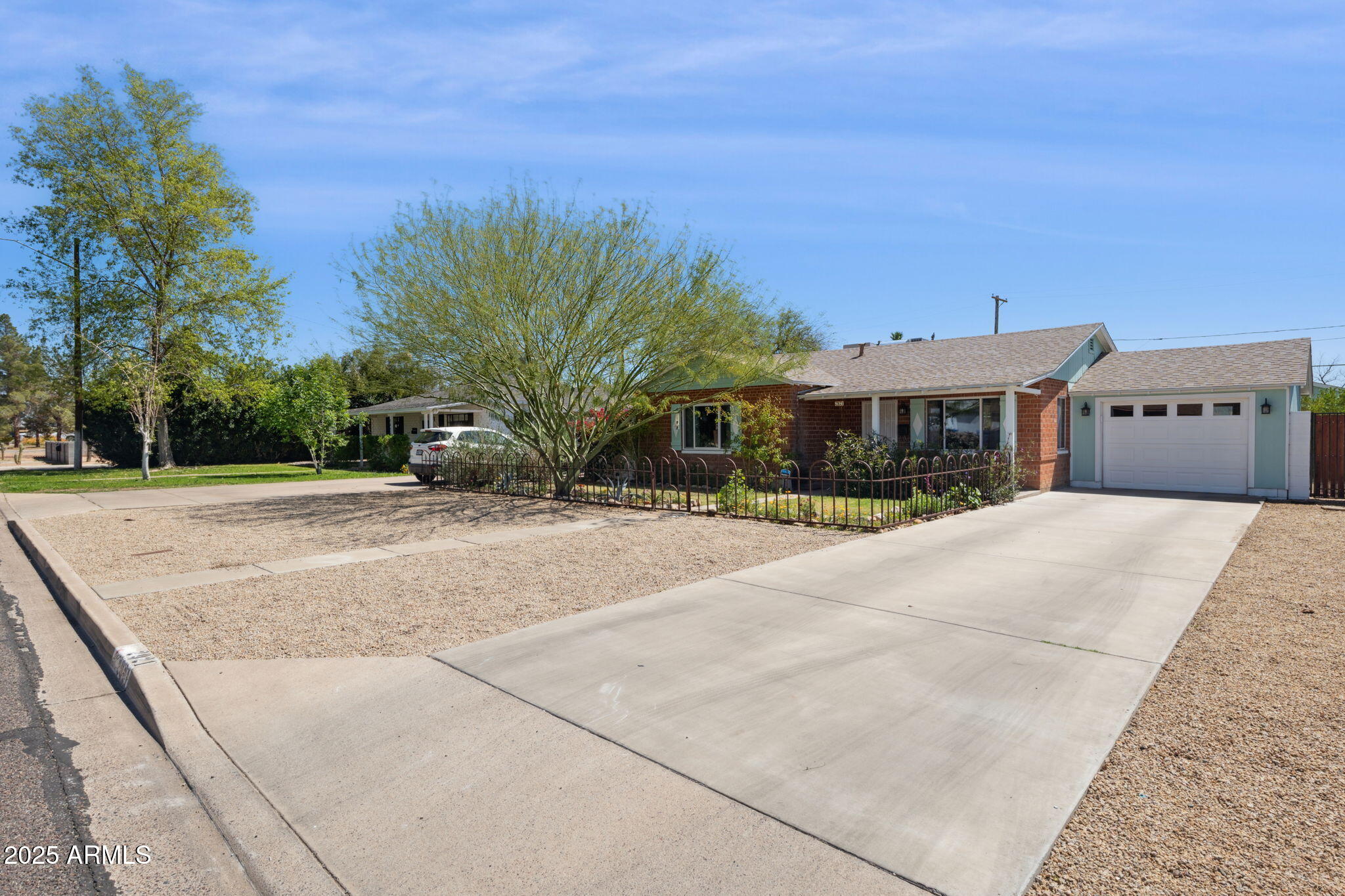 2921 E CHEERY LYNN Road