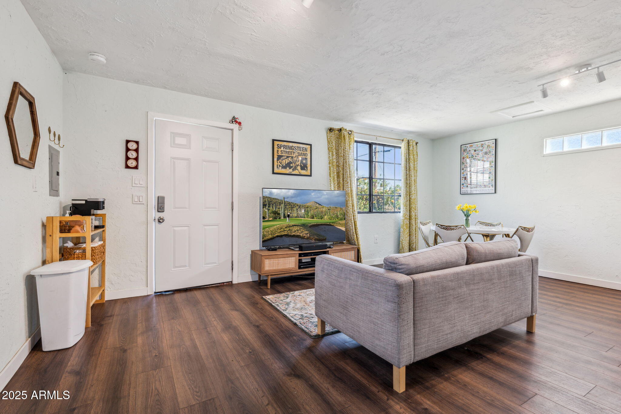 2921 E CHEERY LYNN Road