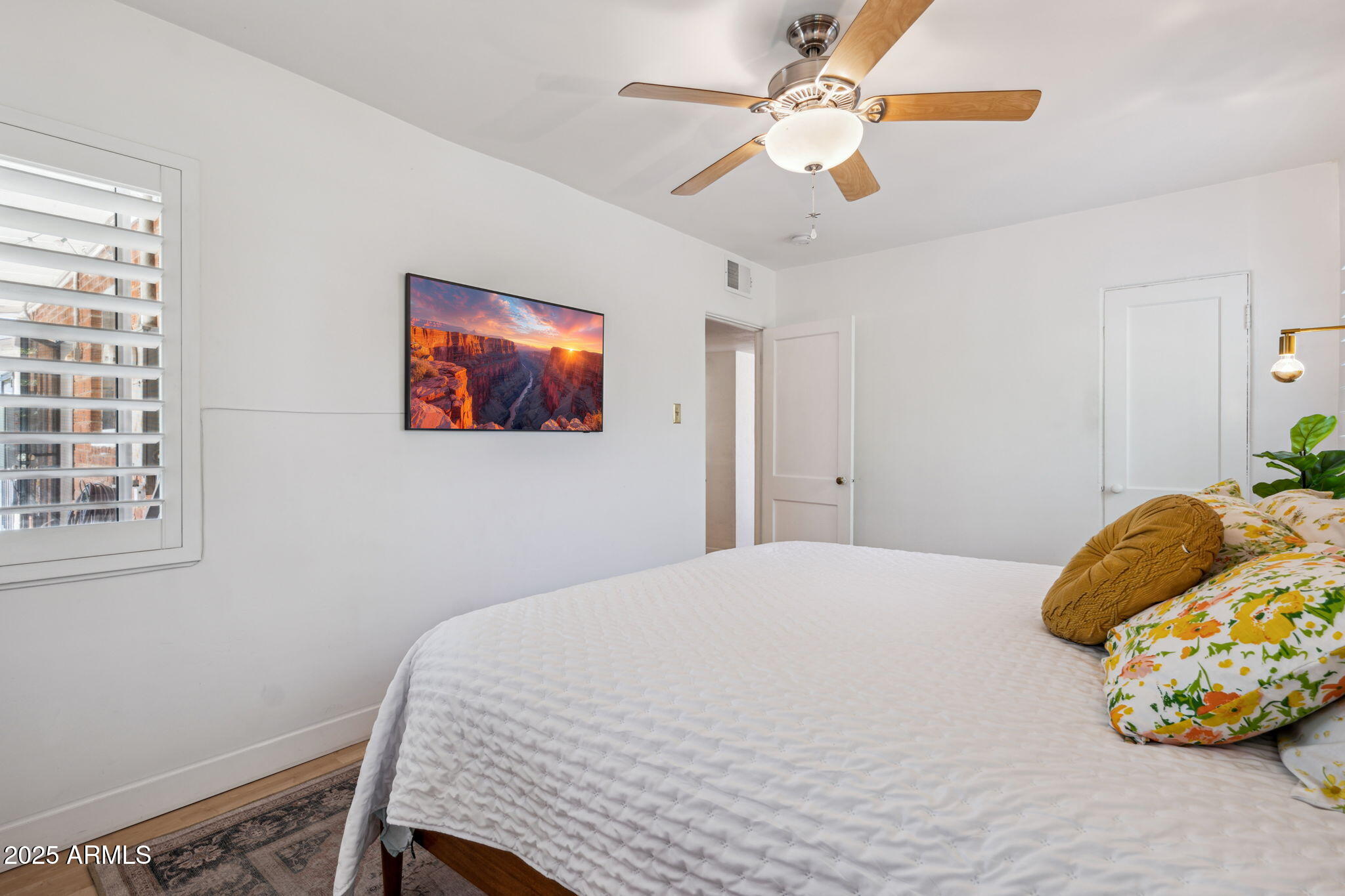 2921 E CHEERY LYNN Road