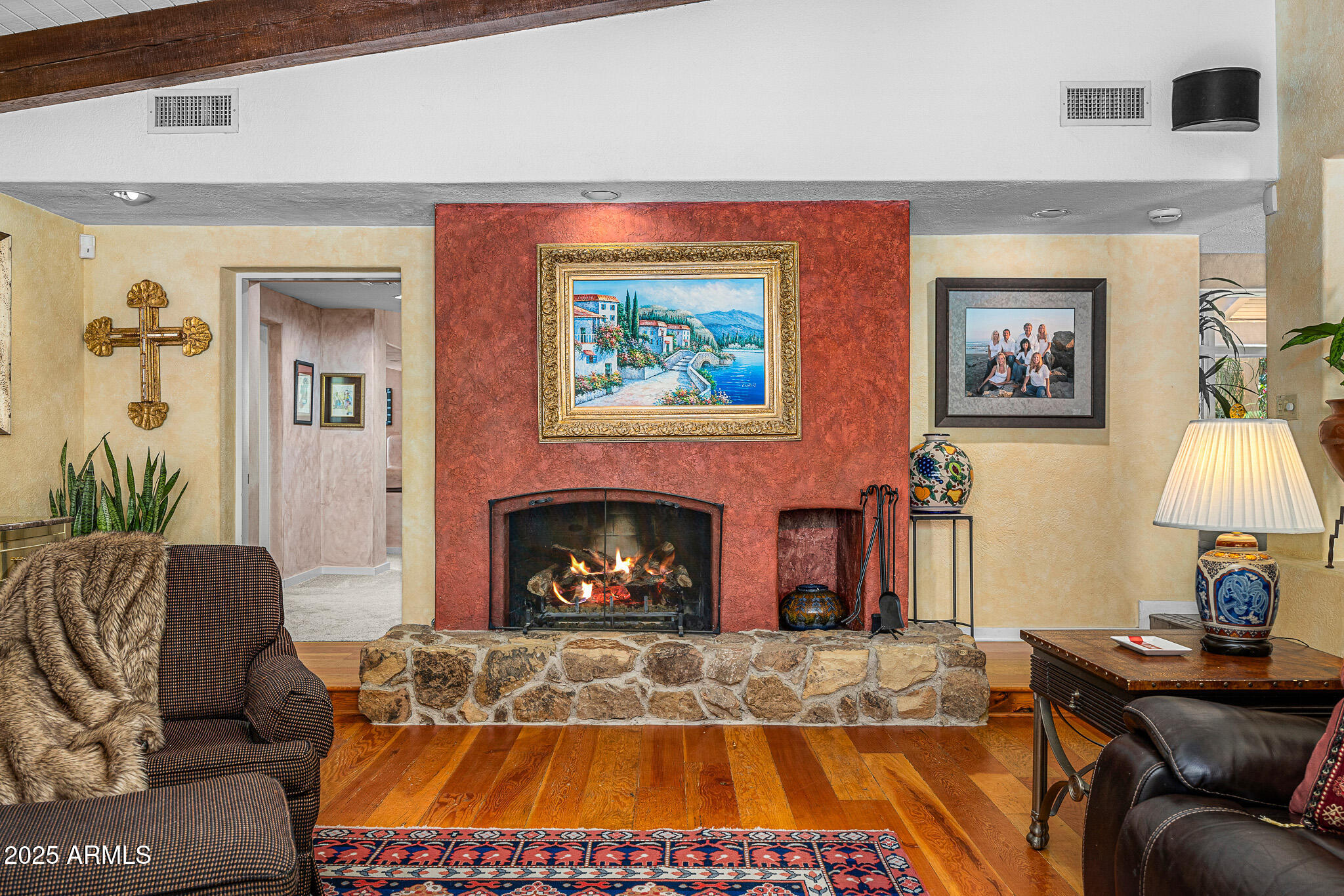 6301 N CAMELBACK MANOR Drive