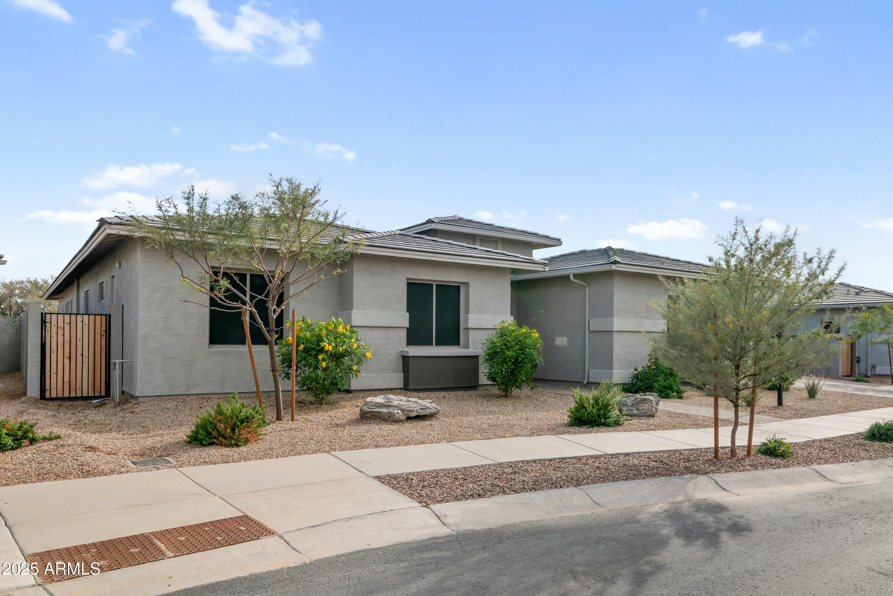 23145 E VIA LAS BRISAS