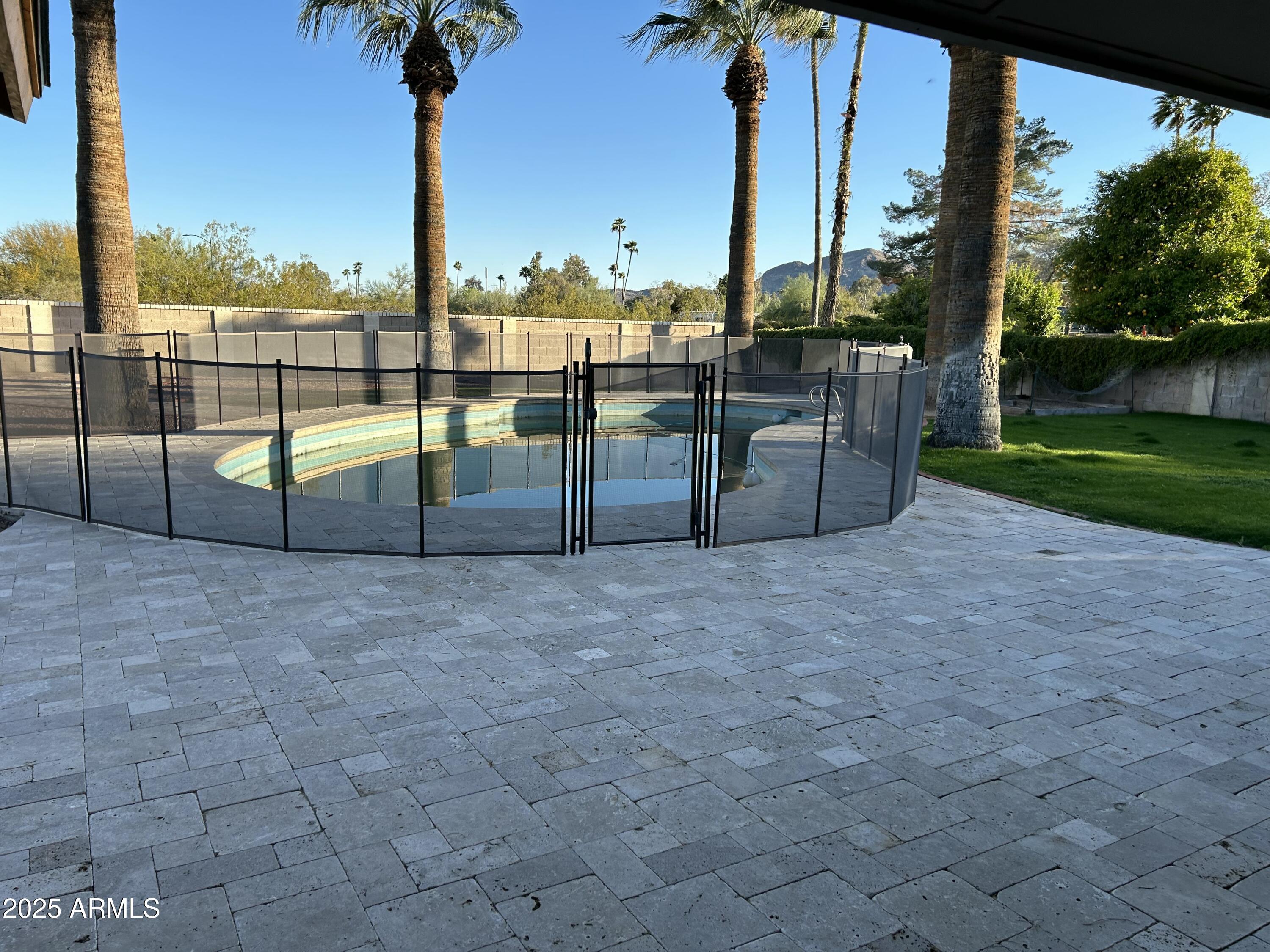 10249 N 58TH Place, 33