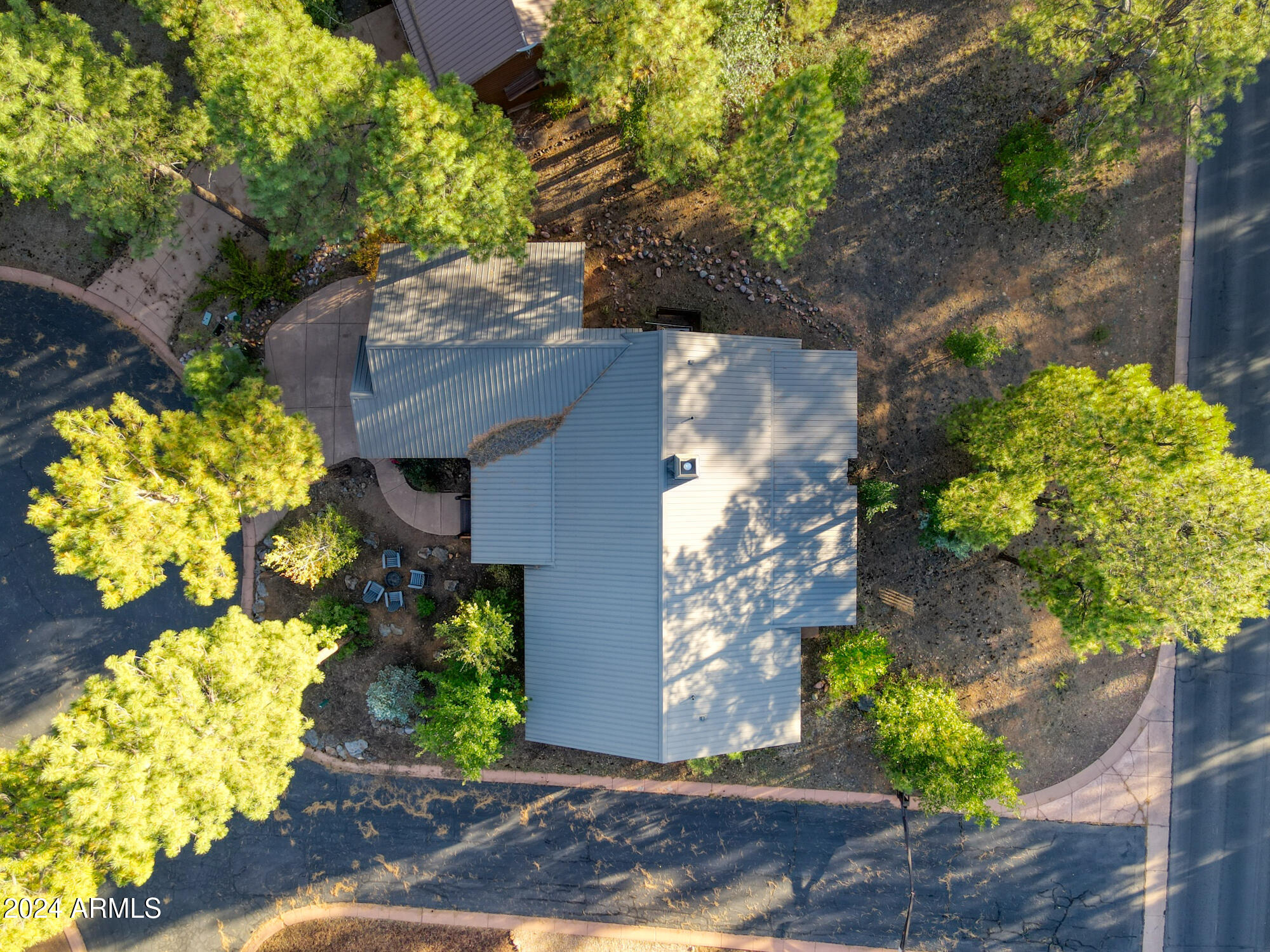1640 S SPRUCE Lane