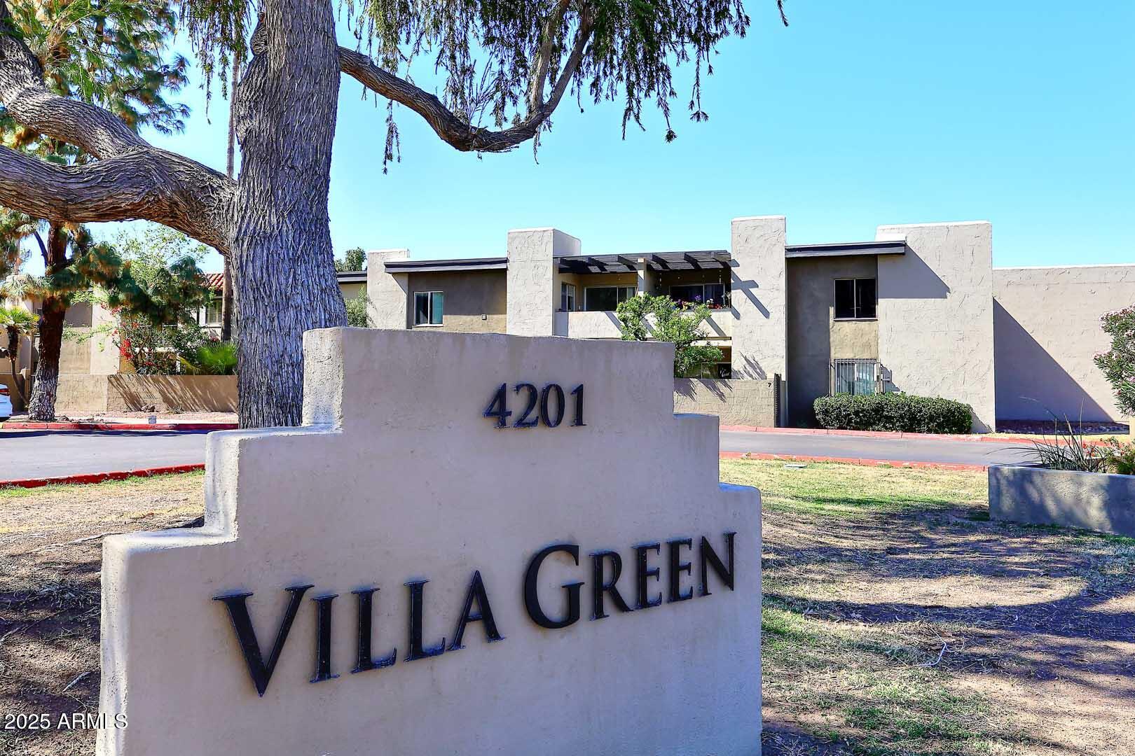 4201 E Camelback Road, 9