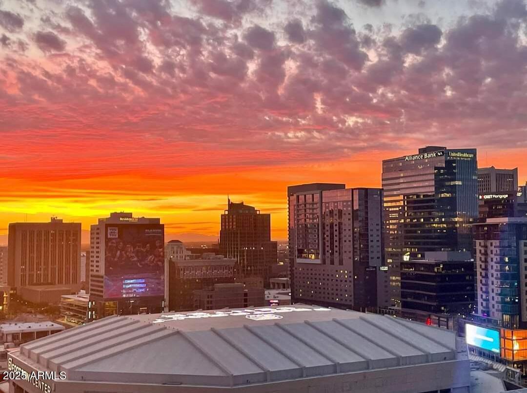 310 S 4TH Street, 802