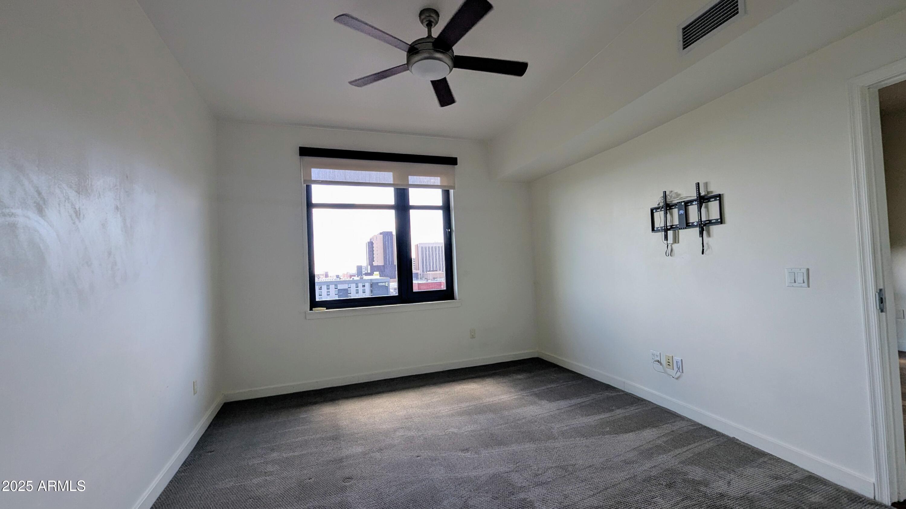 310 S 4TH Street, 802