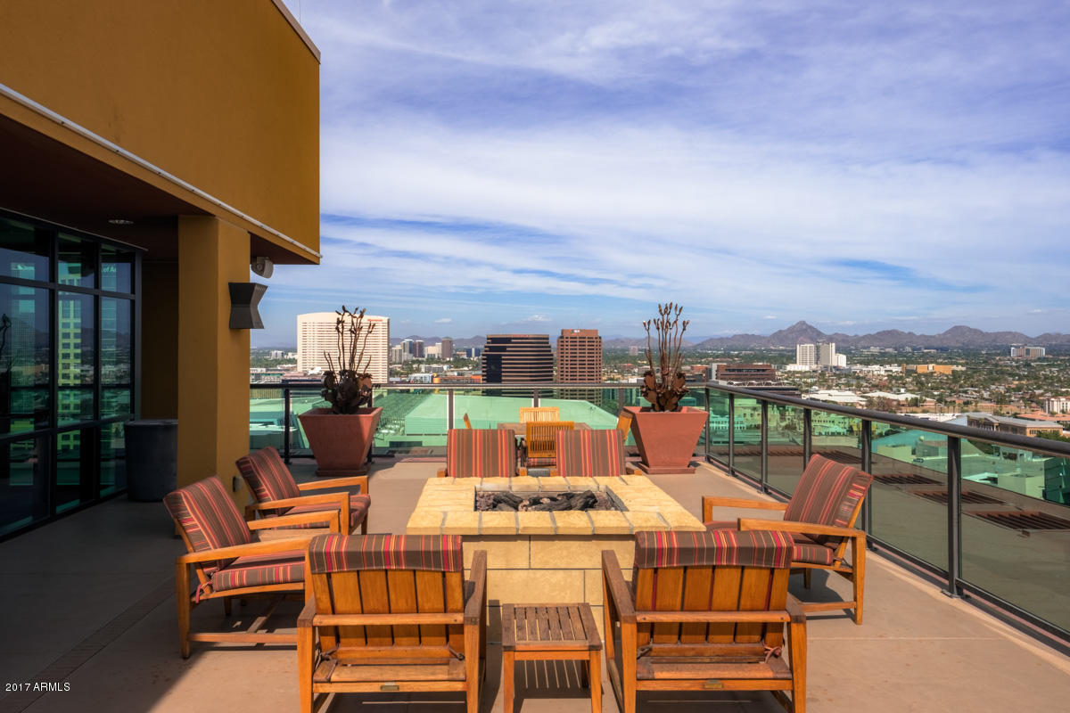310 S 4TH Street, 802