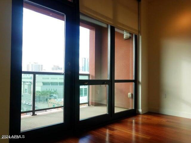 310 S 4TH Street, 802