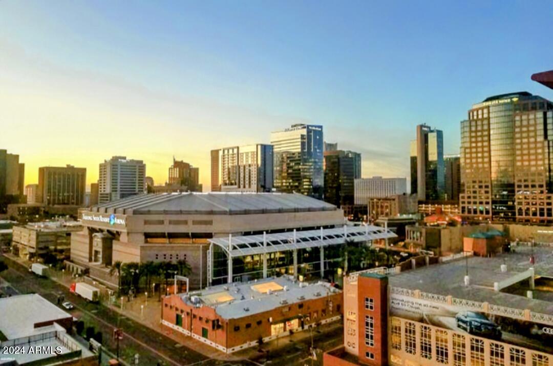 310 S 4TH Street, 802