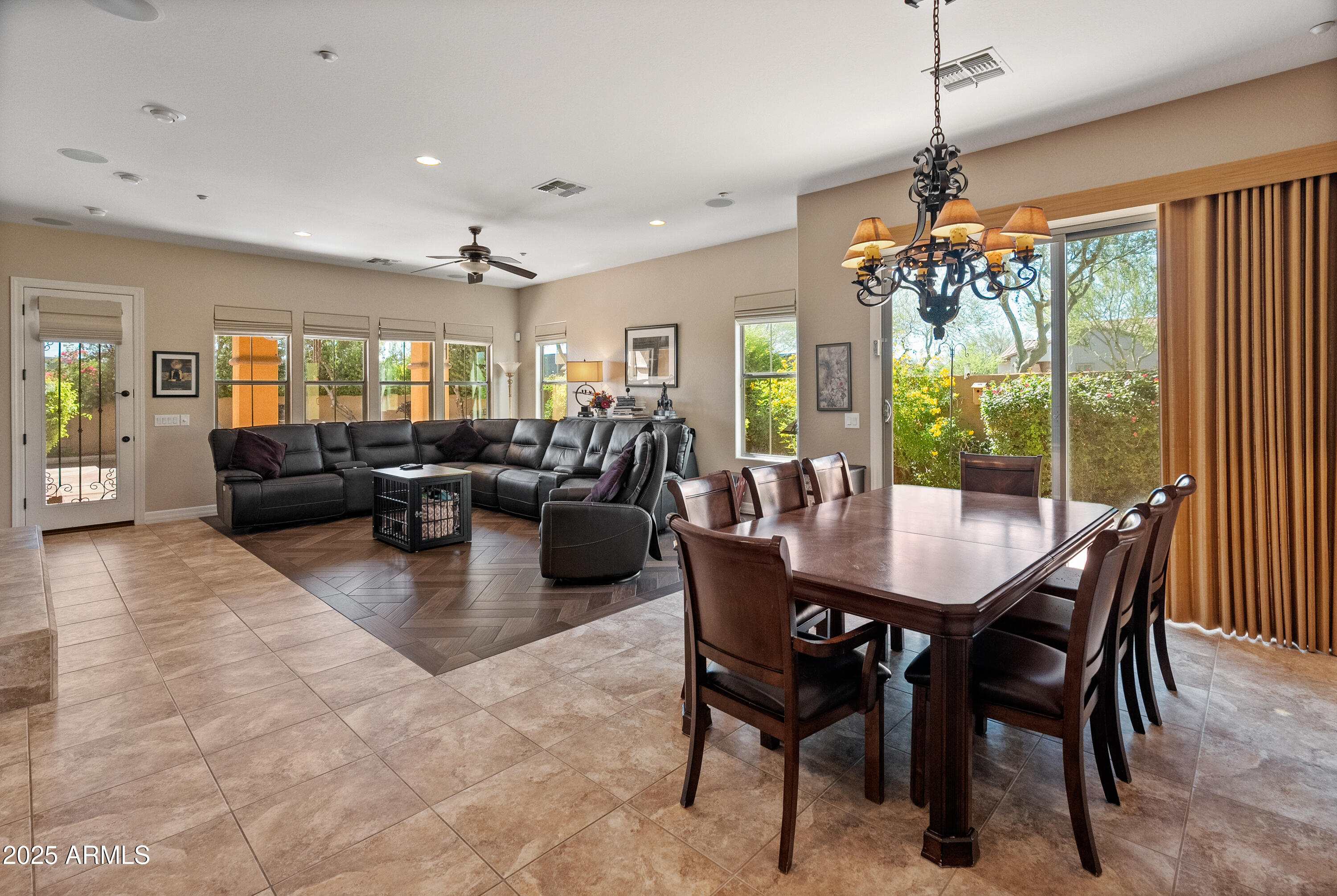 9249 E Desert Arroyos Street