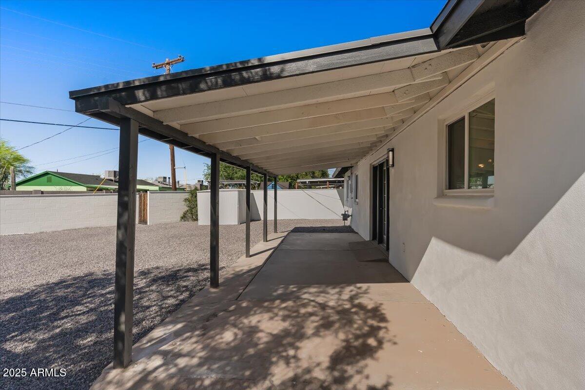 8617 E PALM Lane
