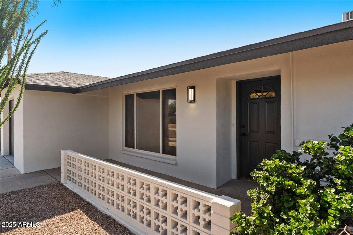 8617 E PALM Lane