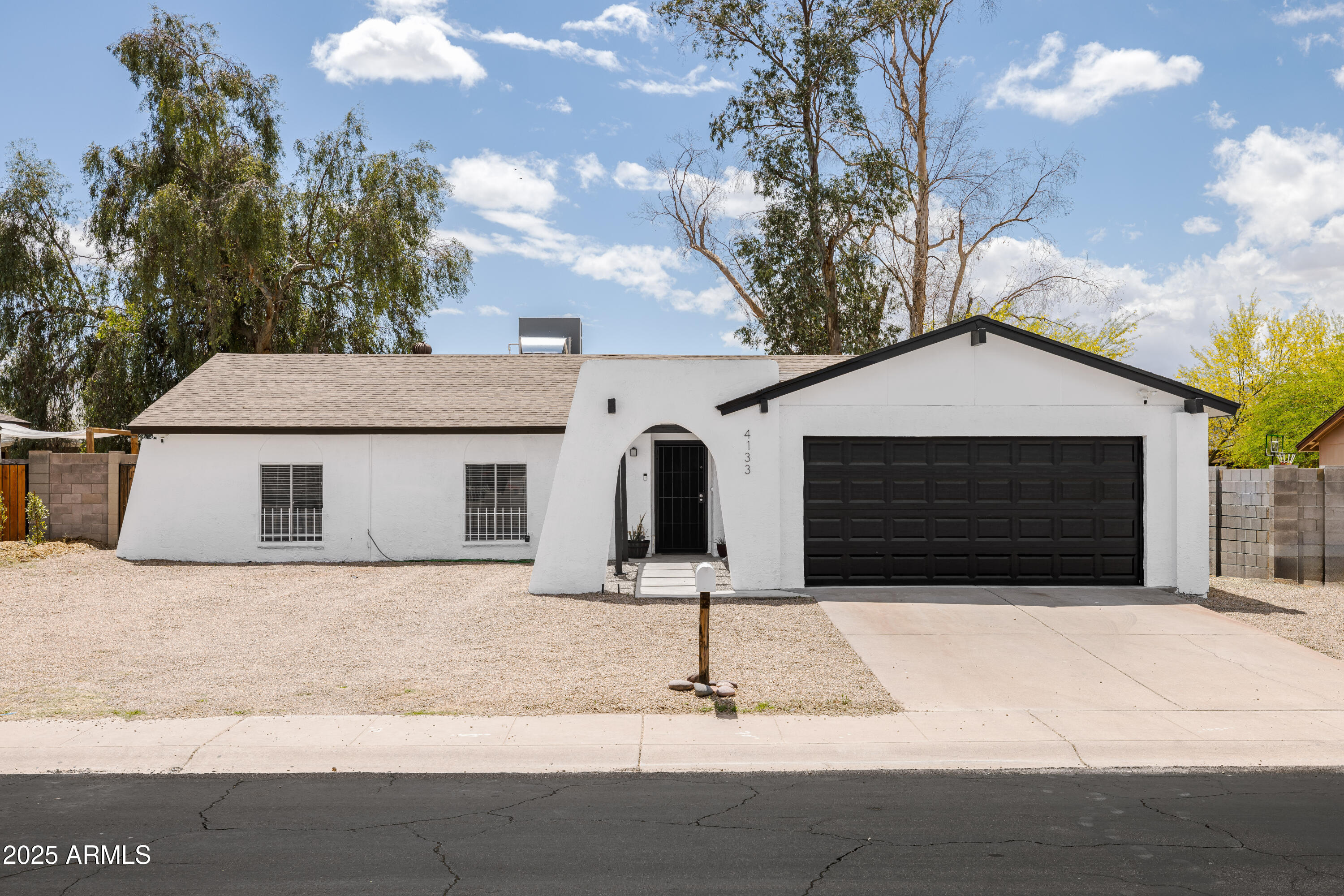 4133 E PLEASANT Lane