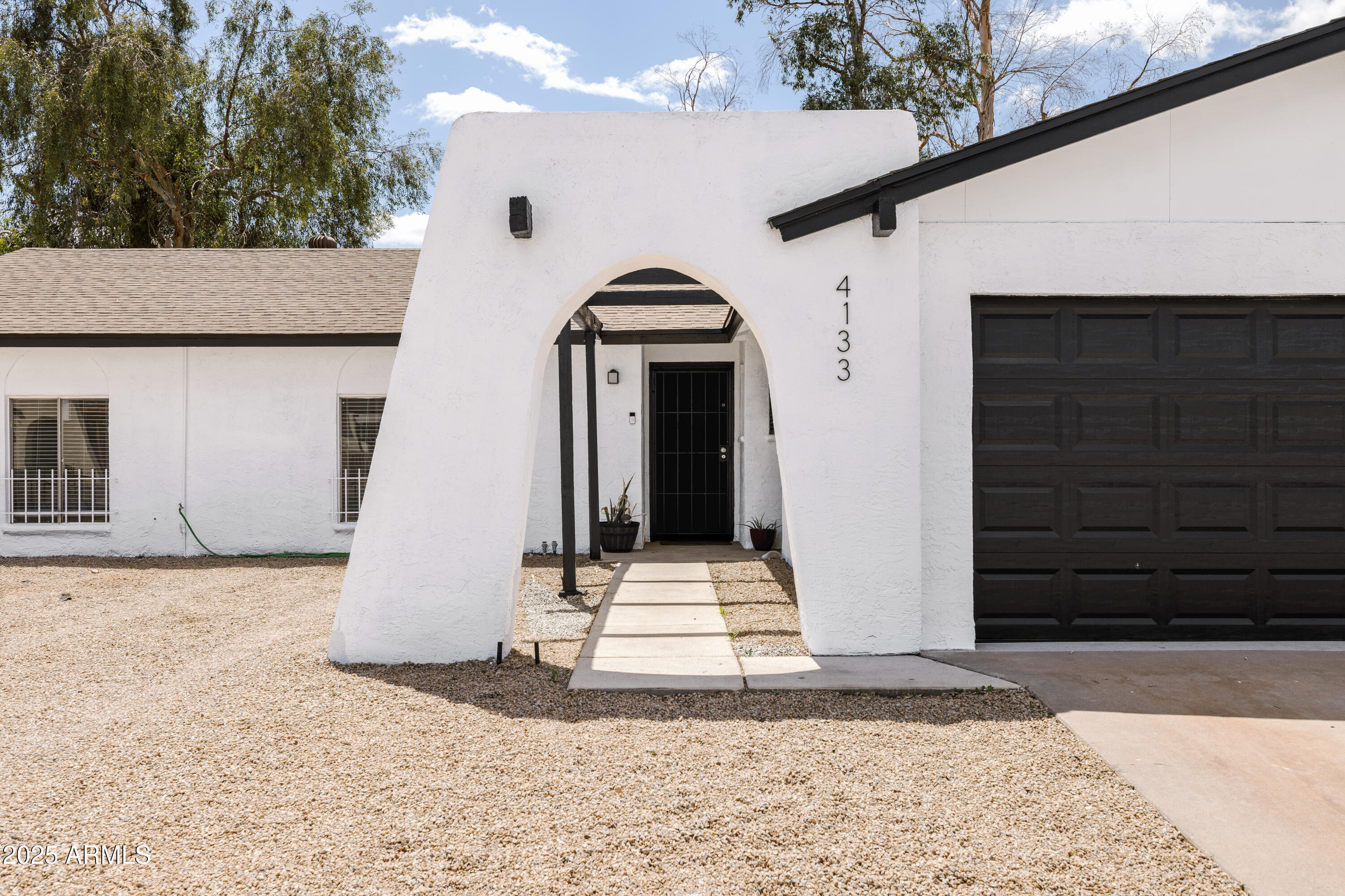 4133 E PLEASANT Lane