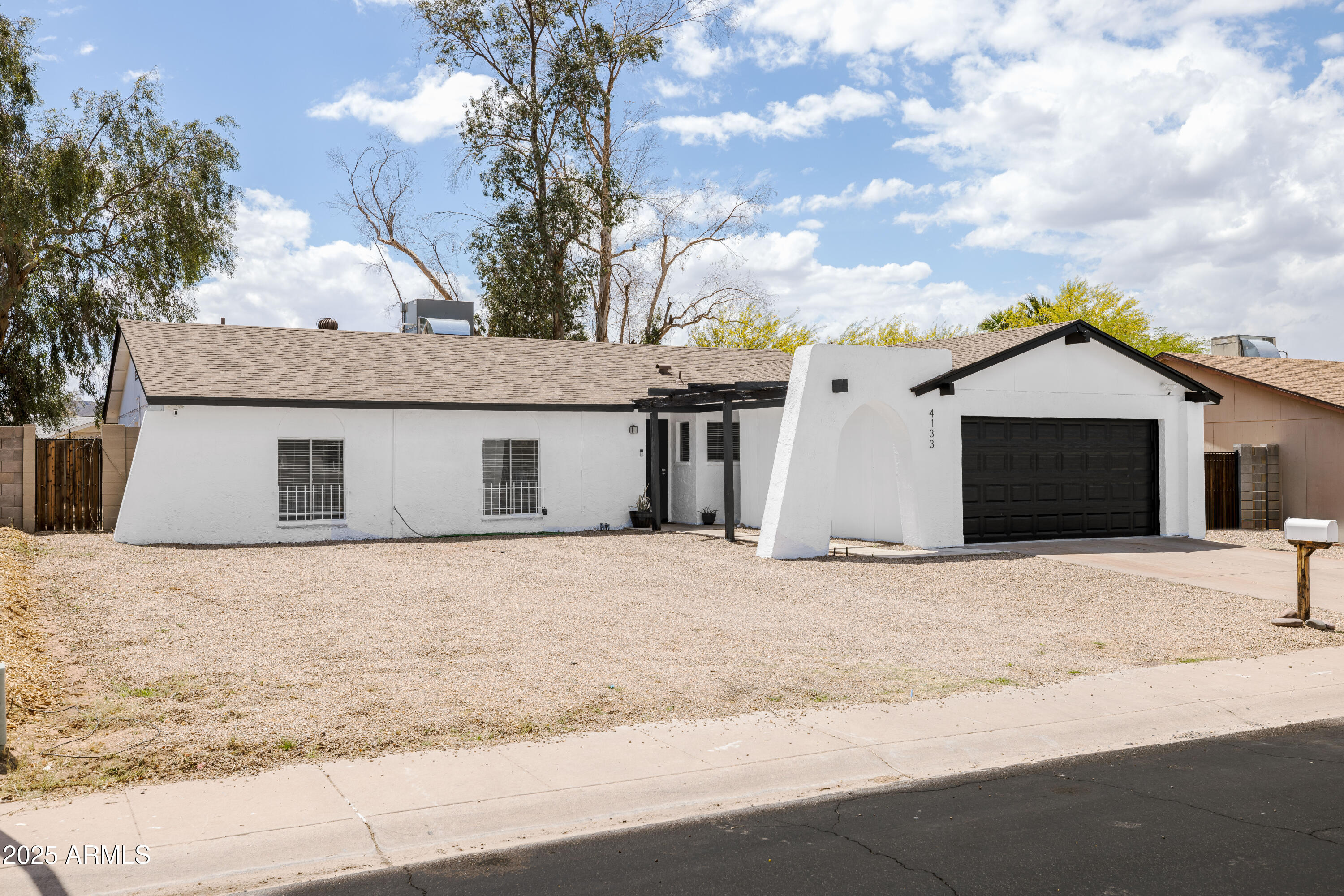 4133 E PLEASANT Lane