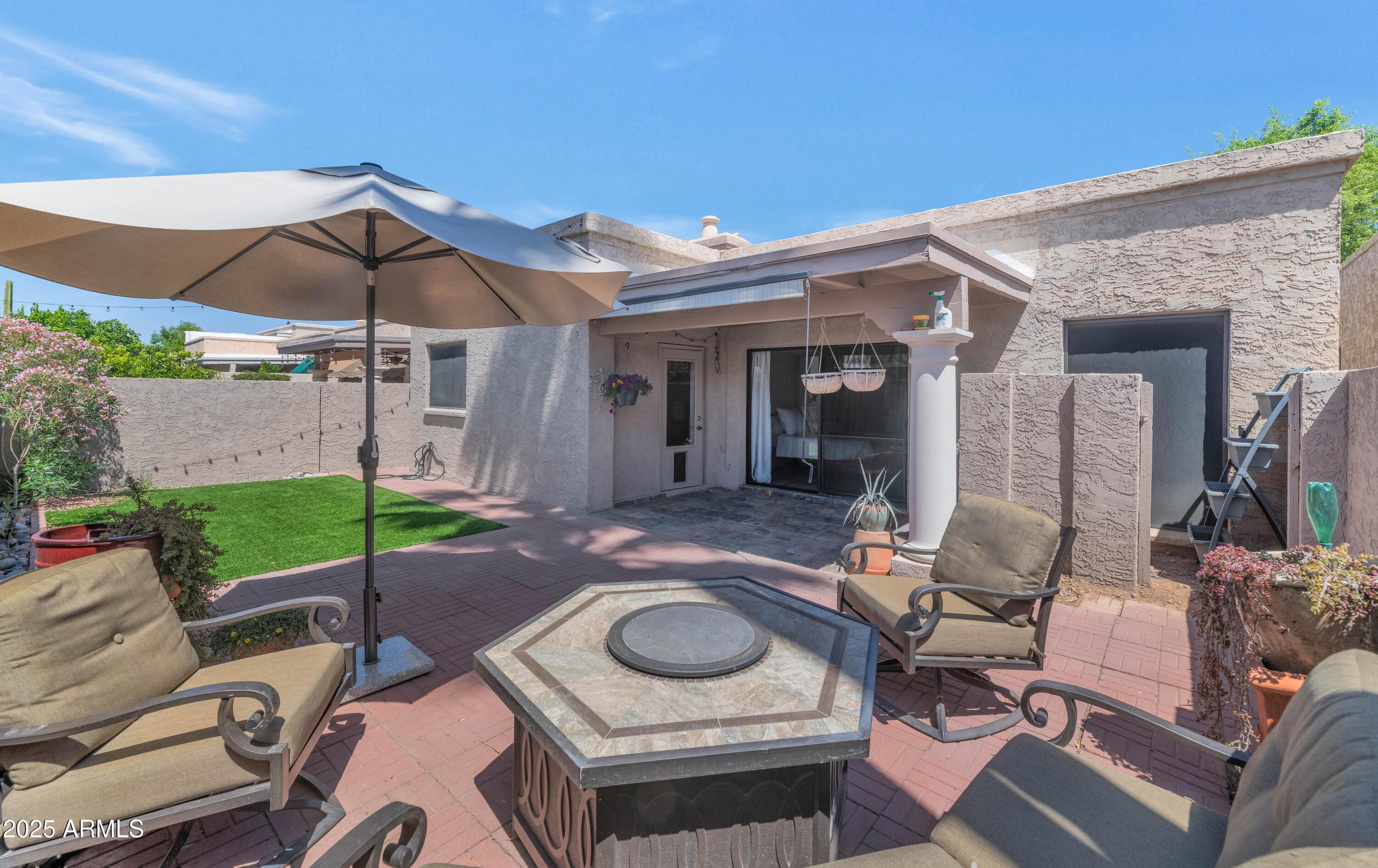 7917 E CACTUS WREN Road