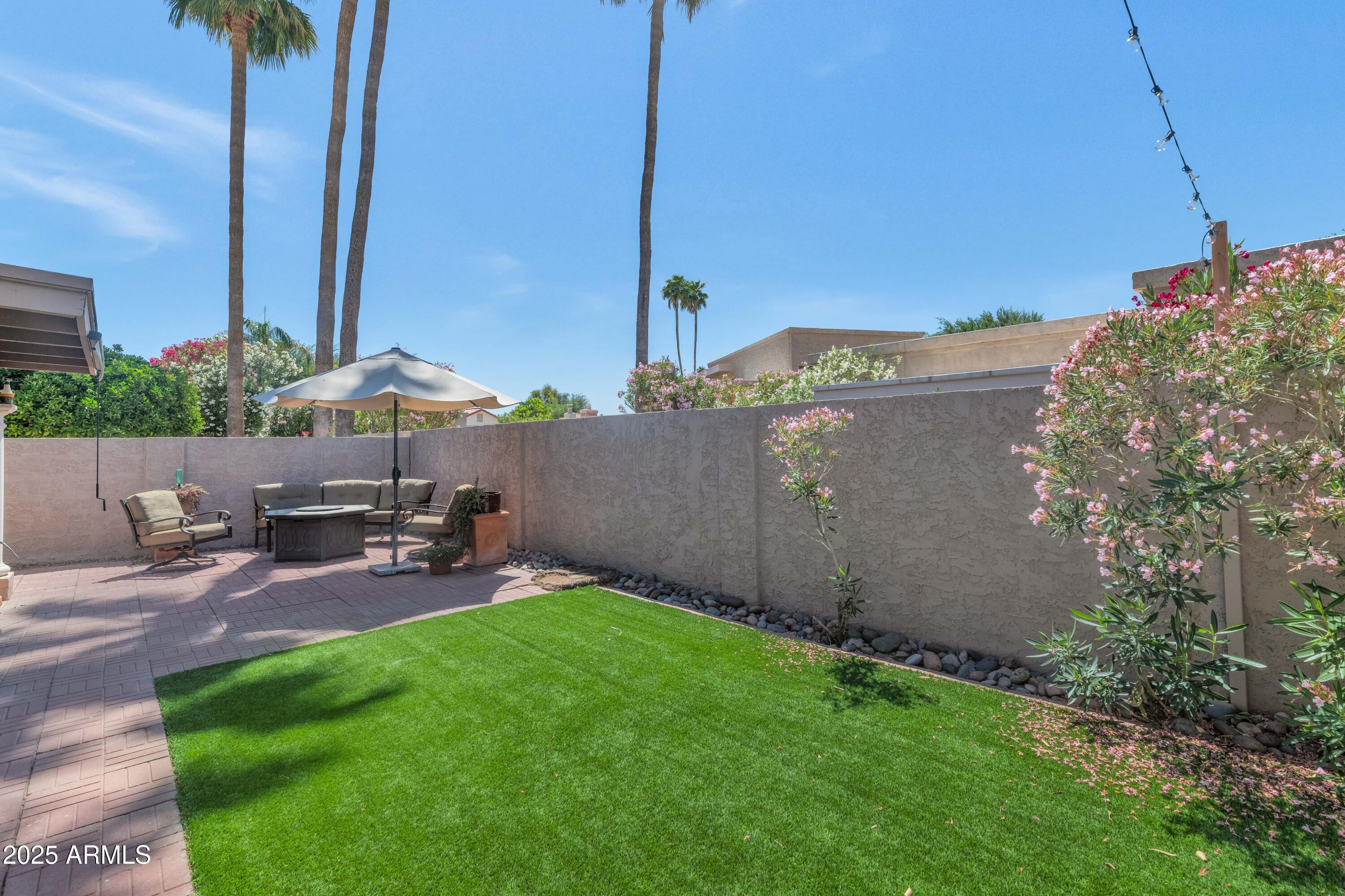 7917 E CACTUS WREN Road