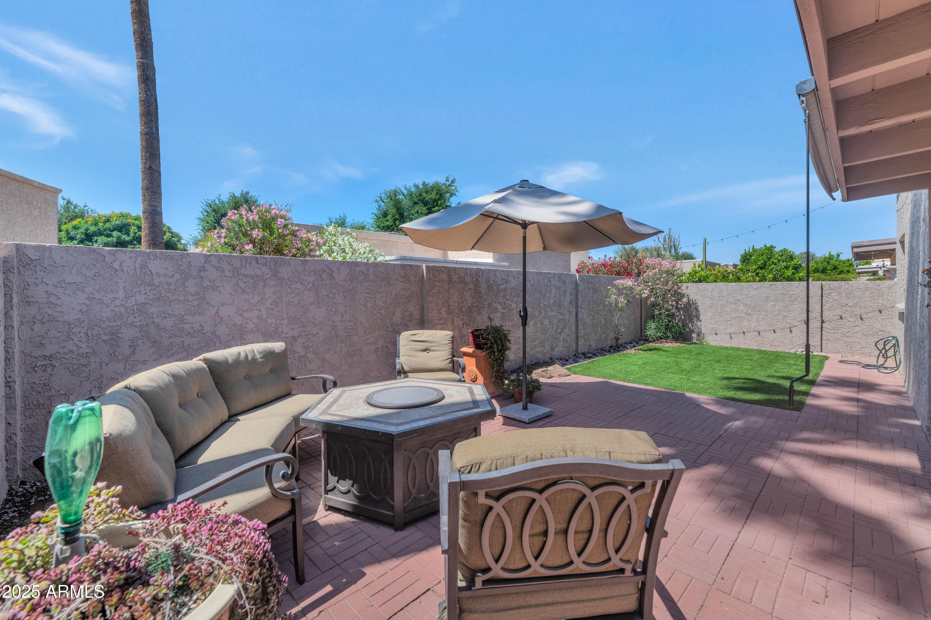 7917 E CACTUS WREN Road