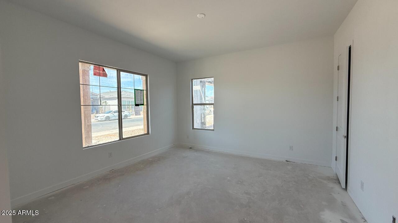 11423 E UTAH Avenue