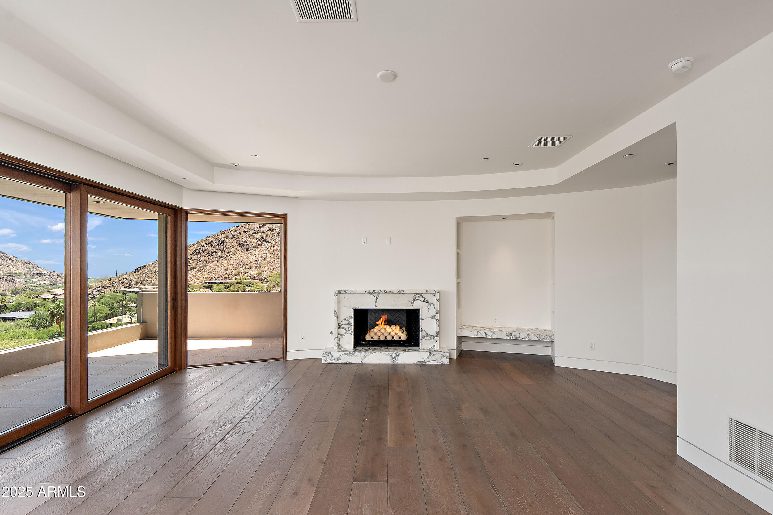 4536 E FOOTHILL Drive