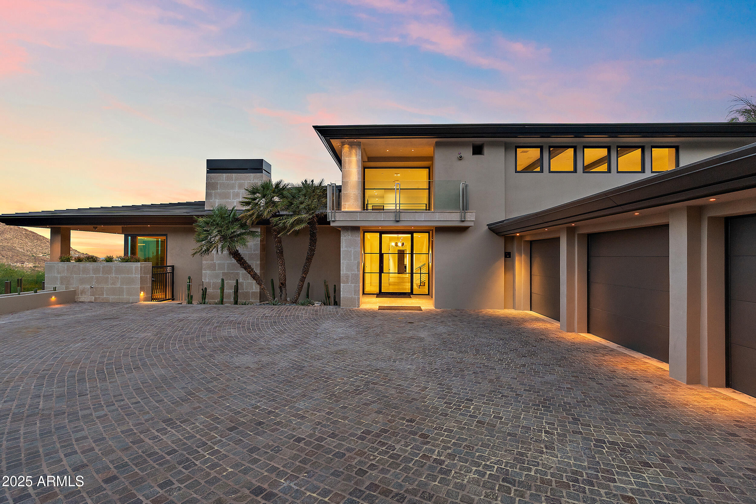 4536 E FOOTHILL Drive