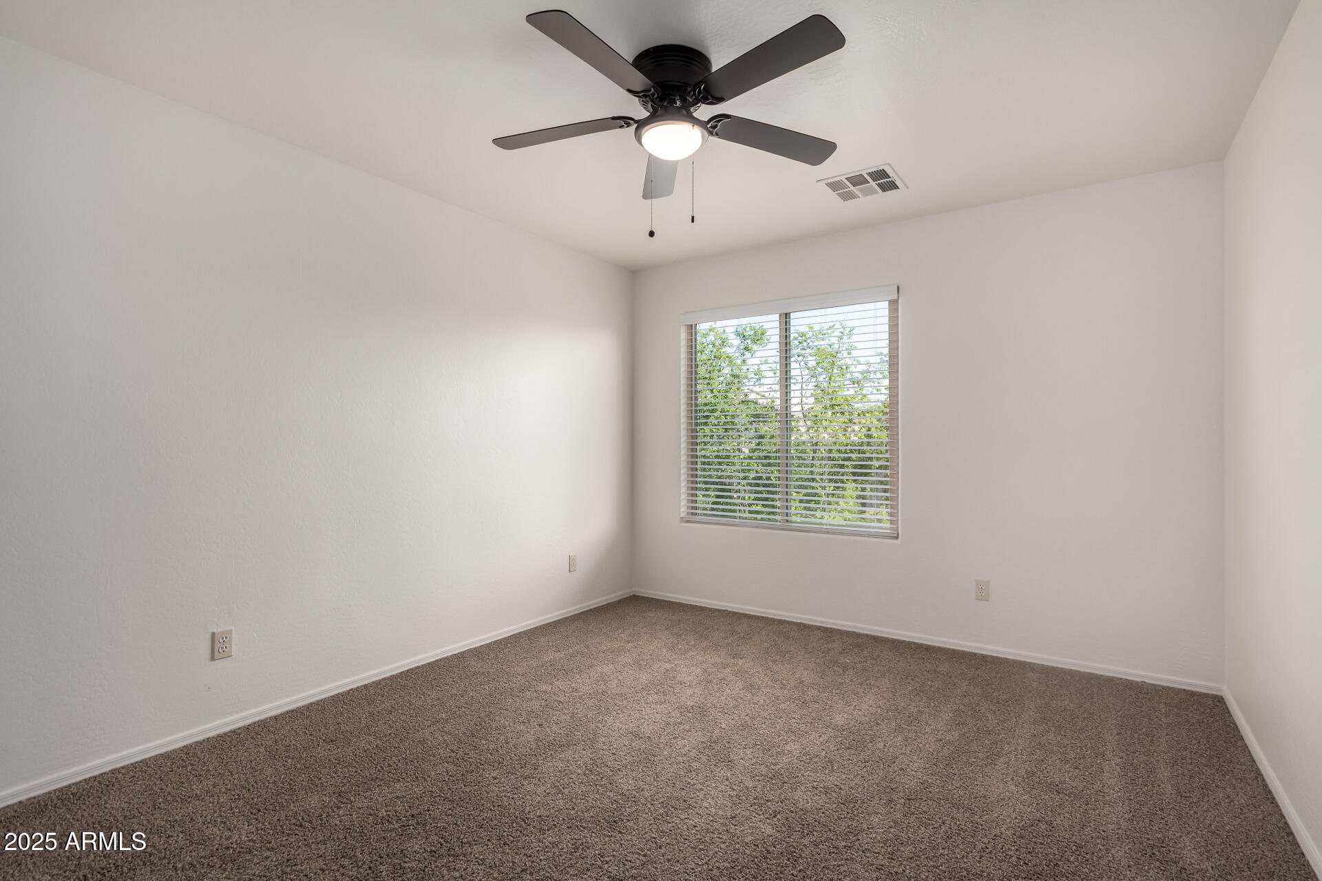 1222 E CANYON Trail