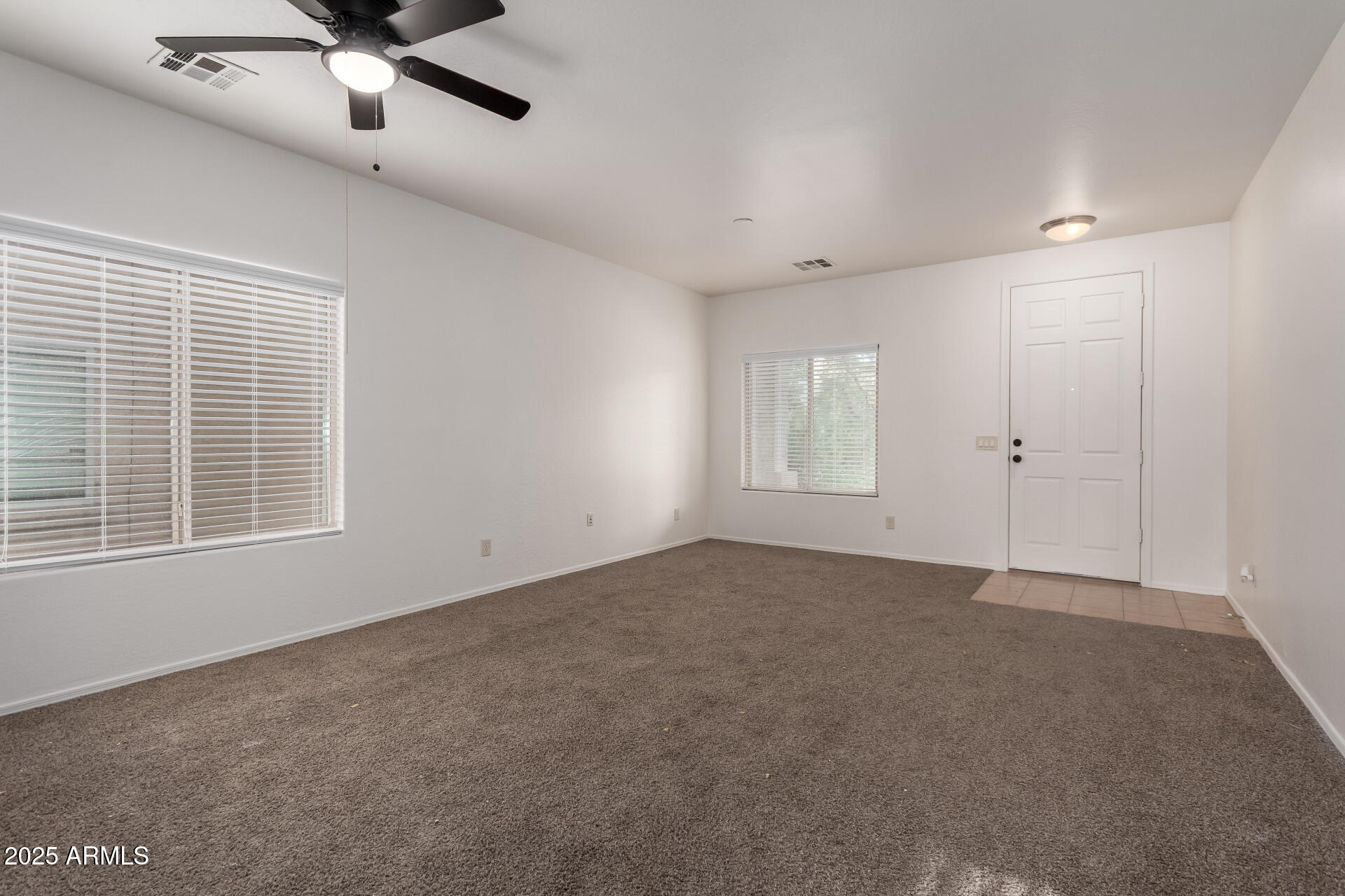 1222 E CANYON Trail