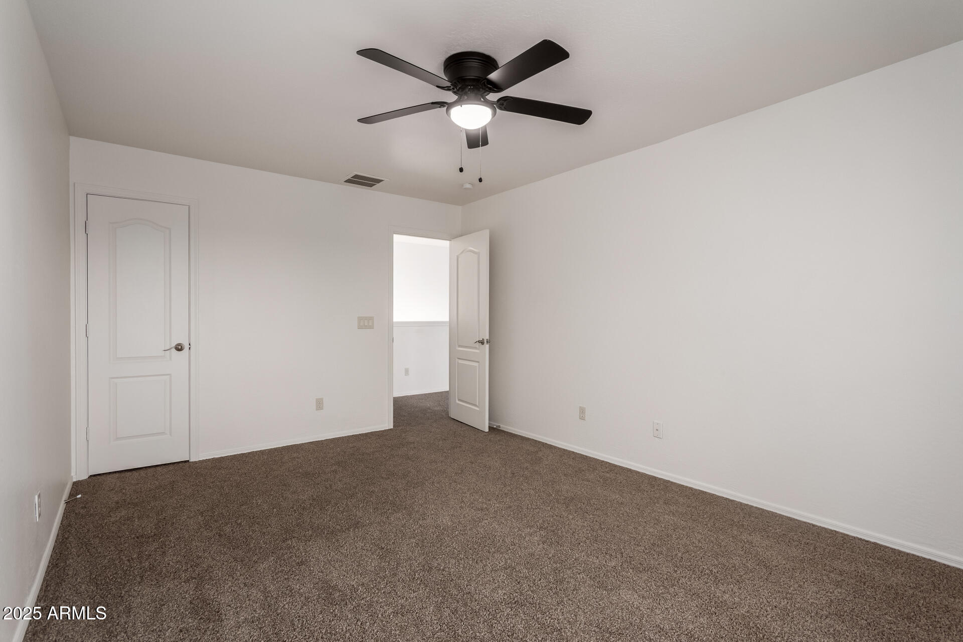 1222 E CANYON Trail