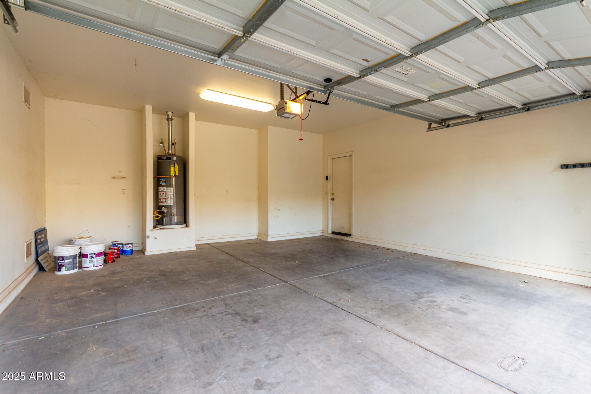 1222 E CANYON Trail