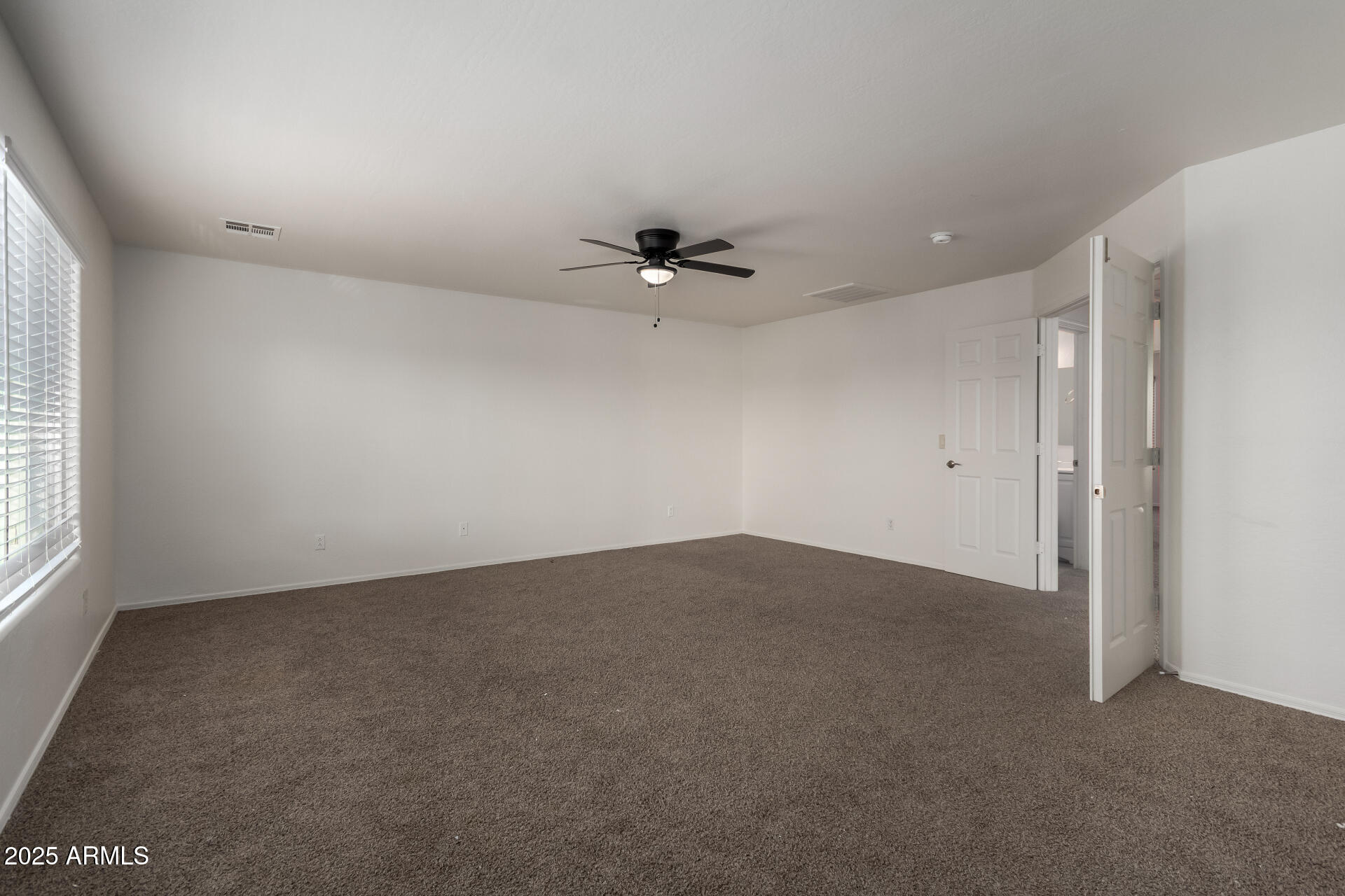 1222 E CANYON Trail