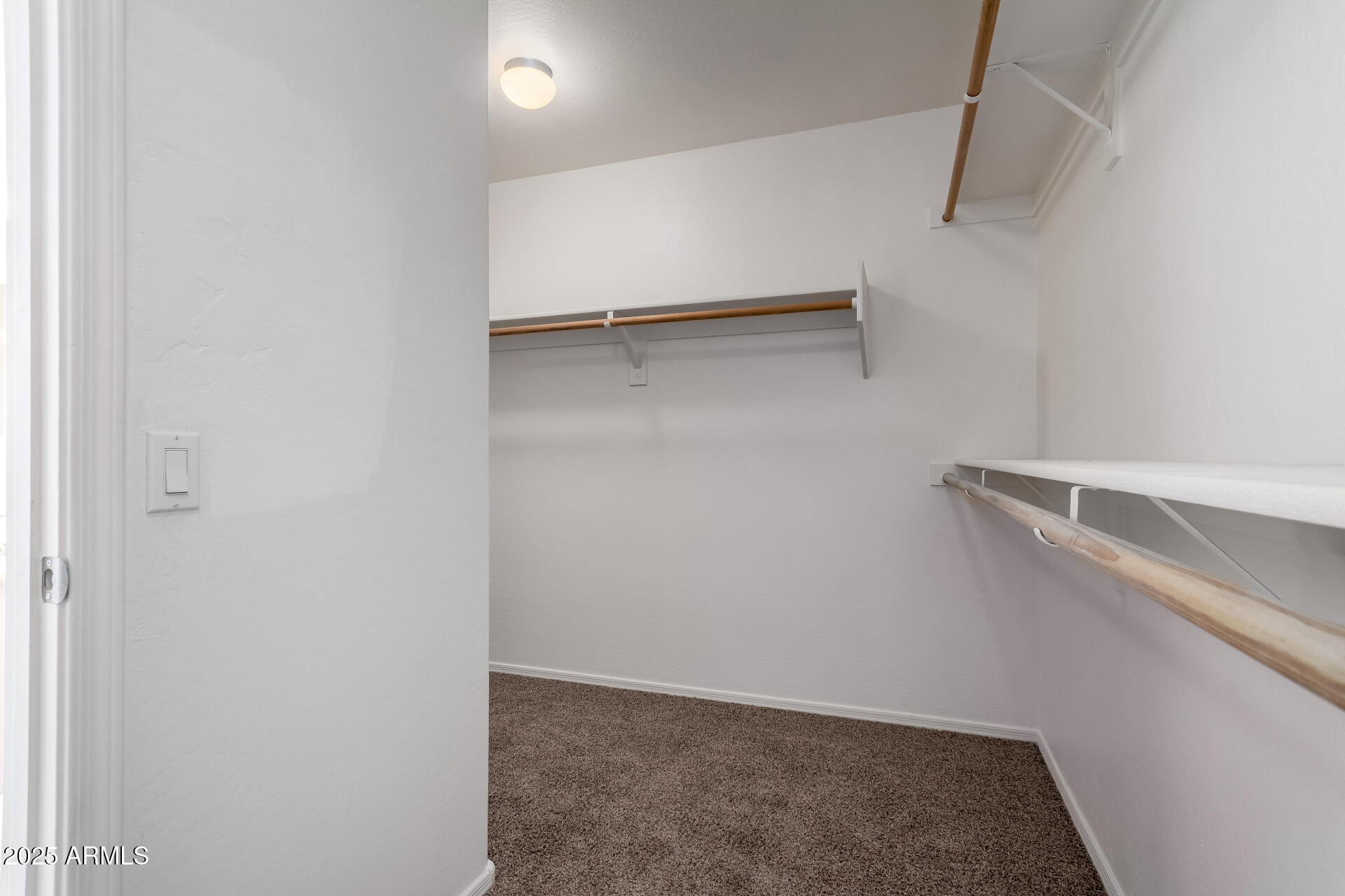 1222 E CANYON Trail
