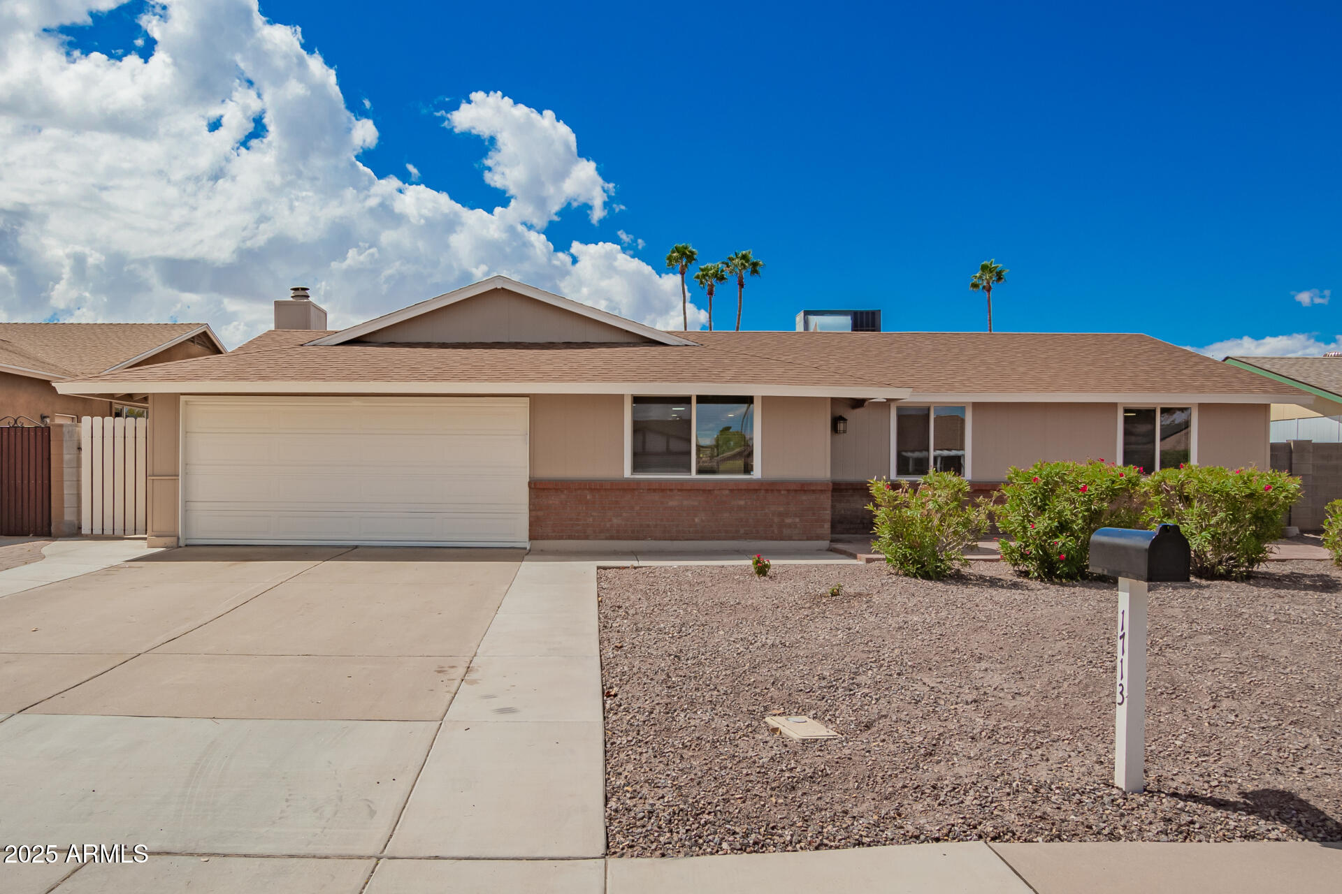 1713 W PALOMINO Drive