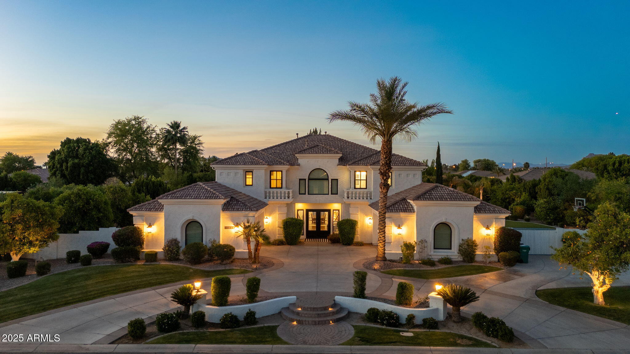 3452 E IVYGLEN Circle