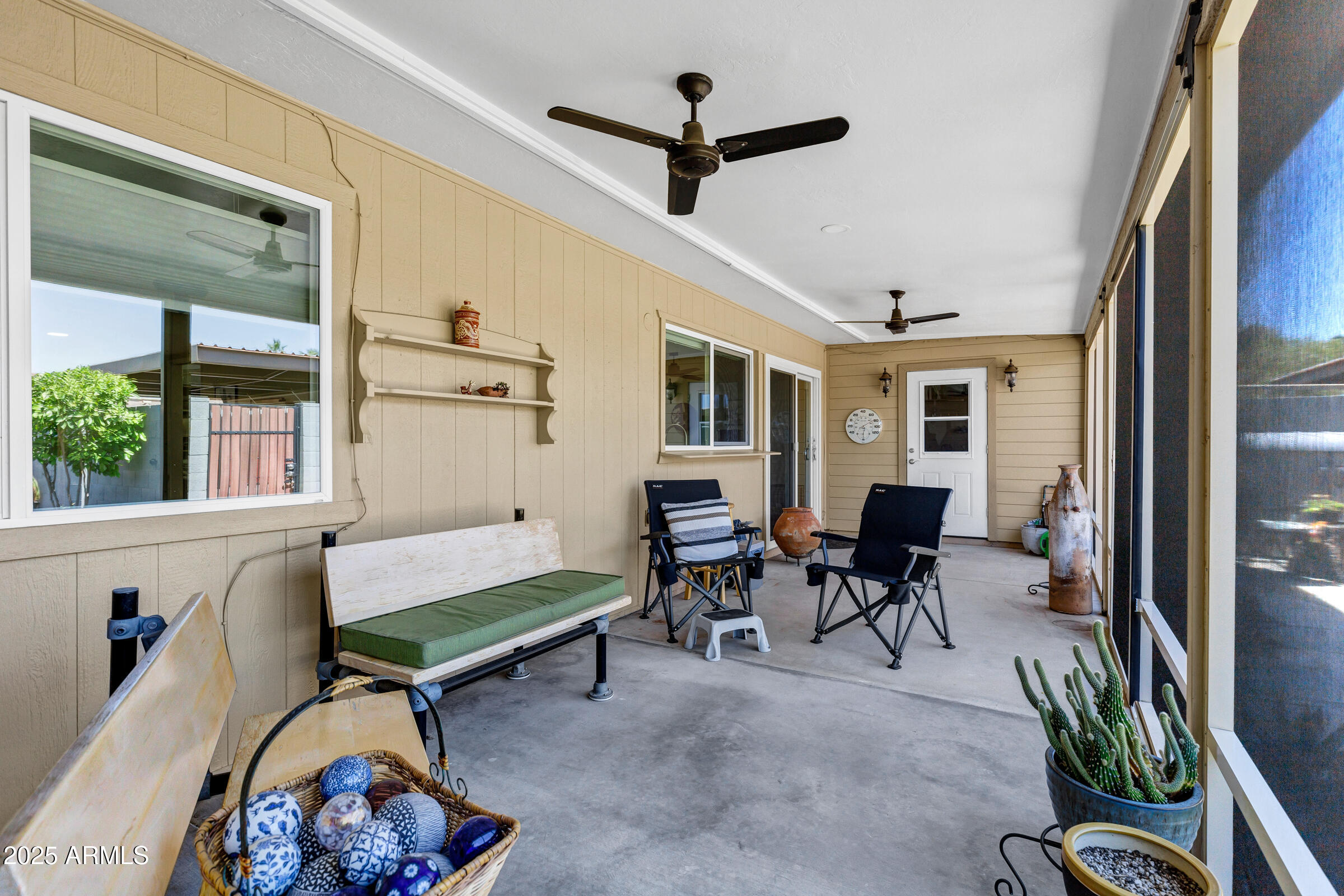2138 E MINTON Drive