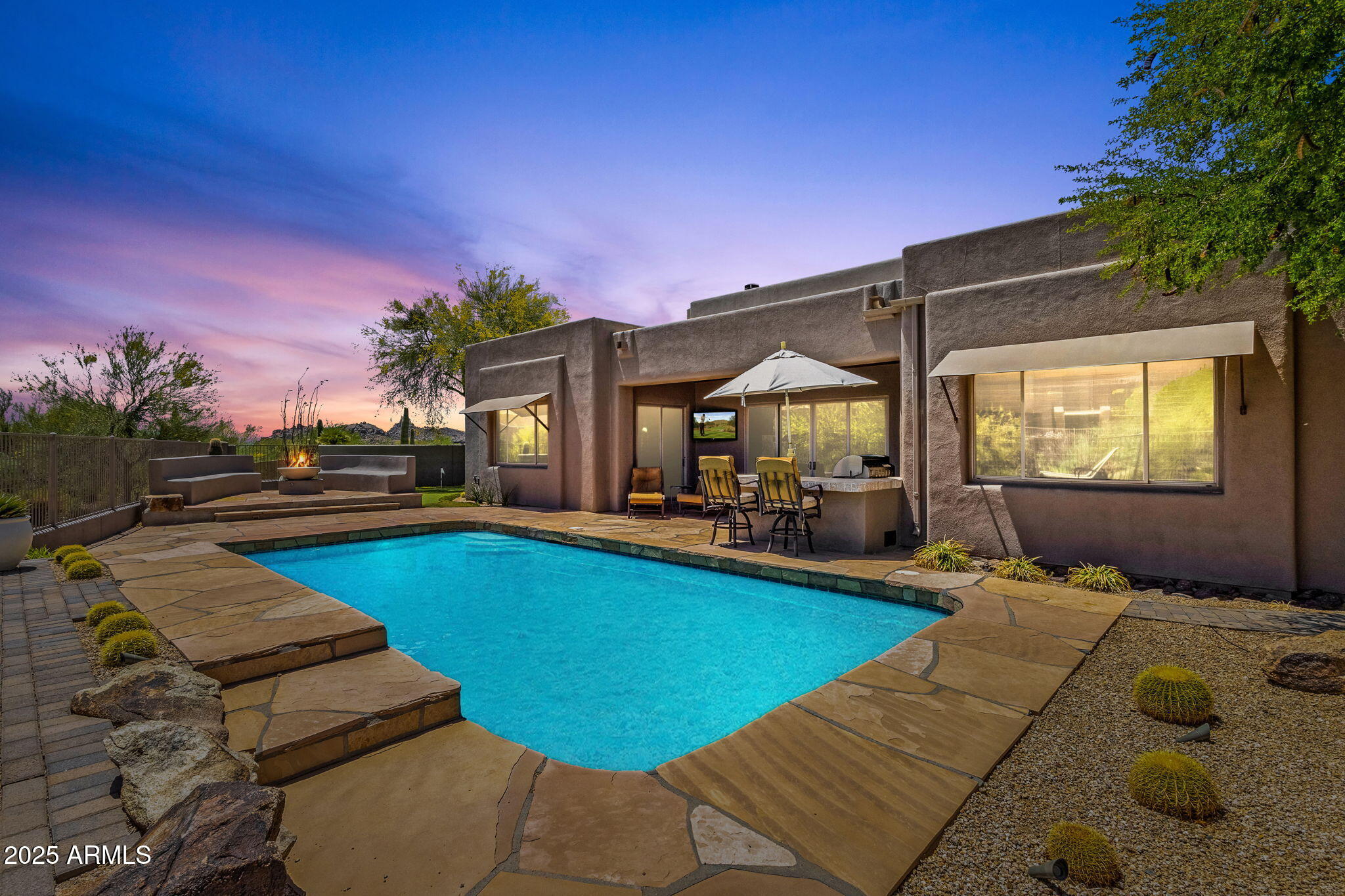 11123 E MONUMENT Drive