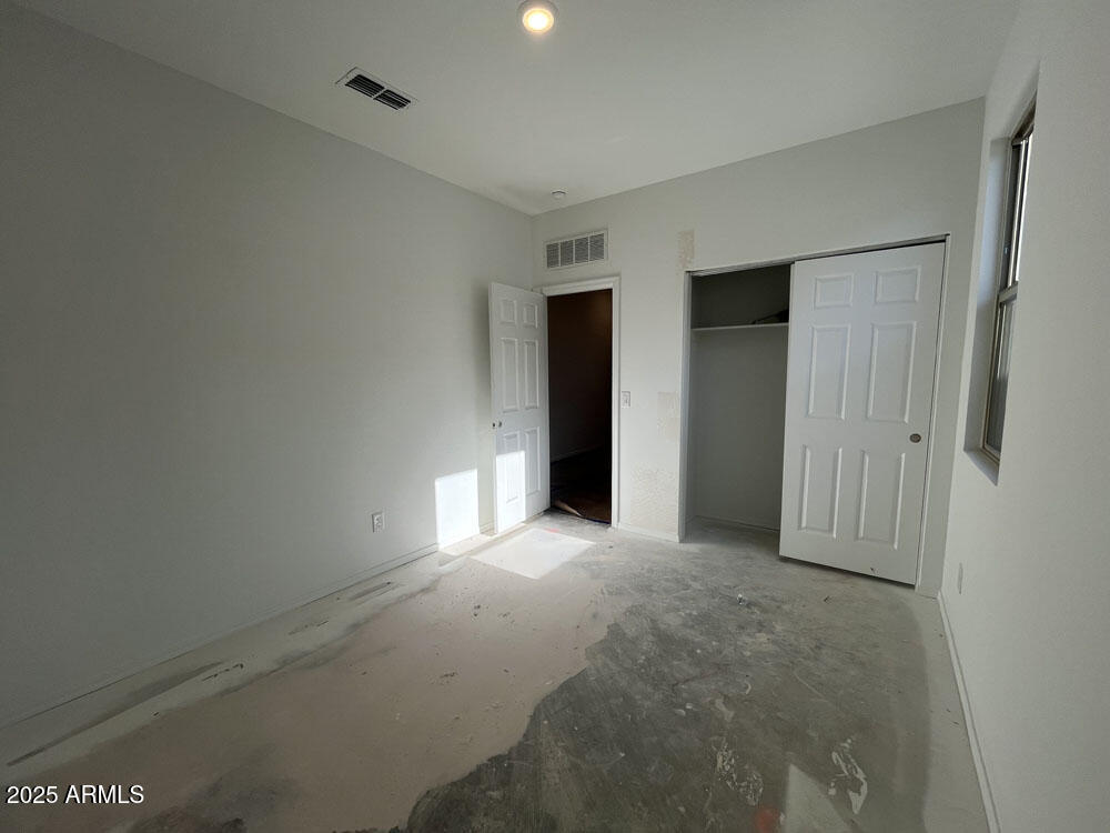 47692 W MOELLER Road