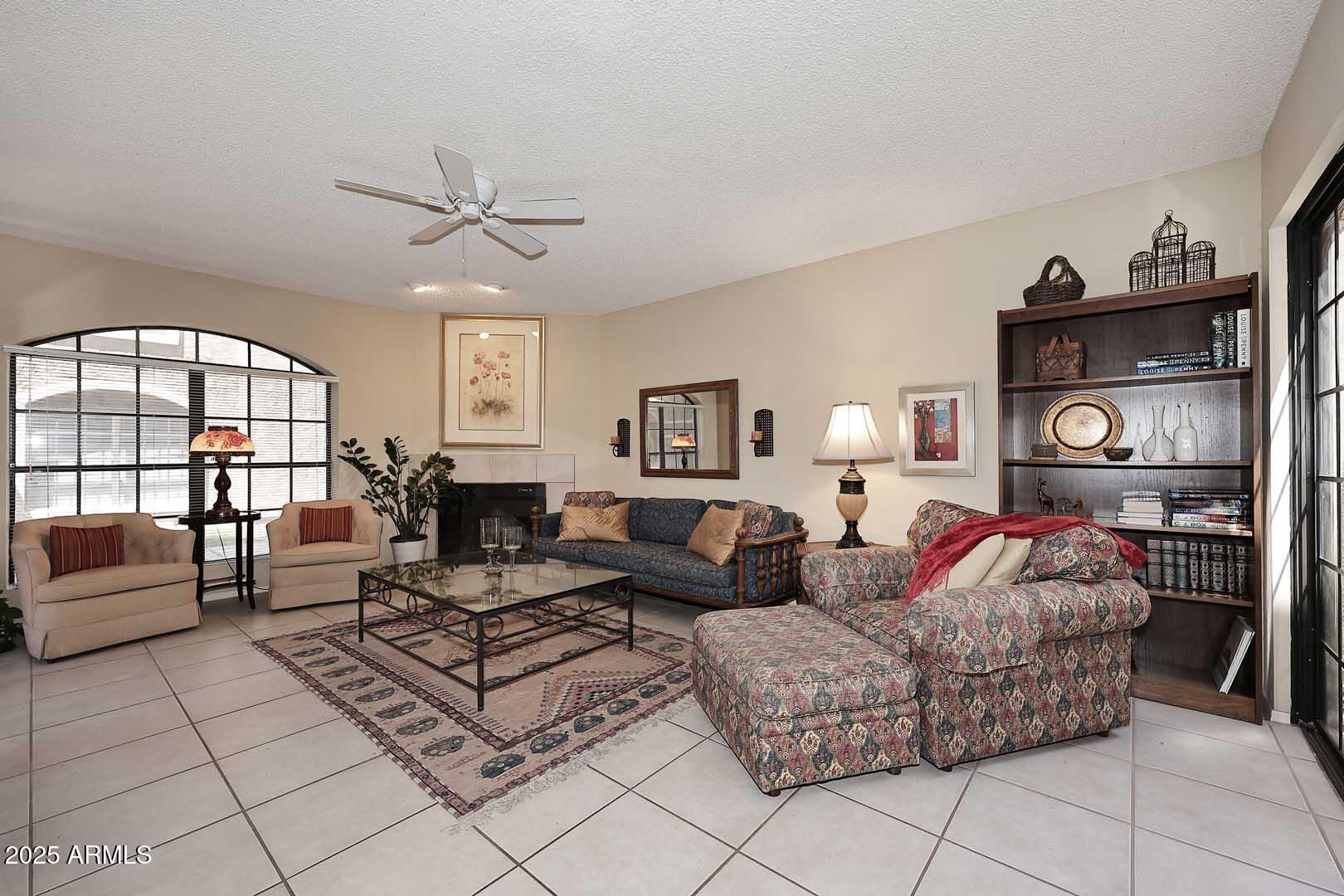 6945 E COCHISE Road E, 117