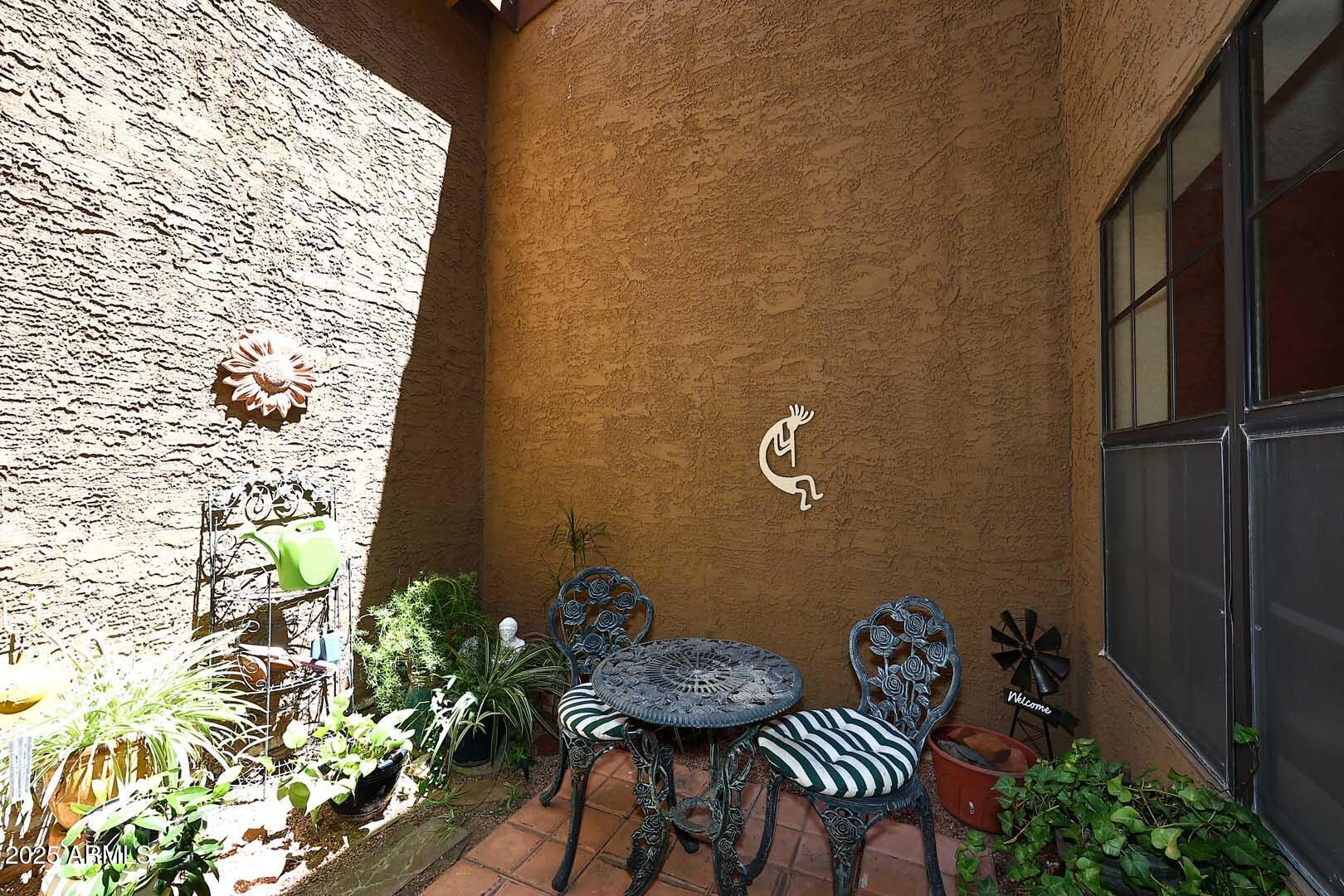 6945 E COCHISE Road E, 117