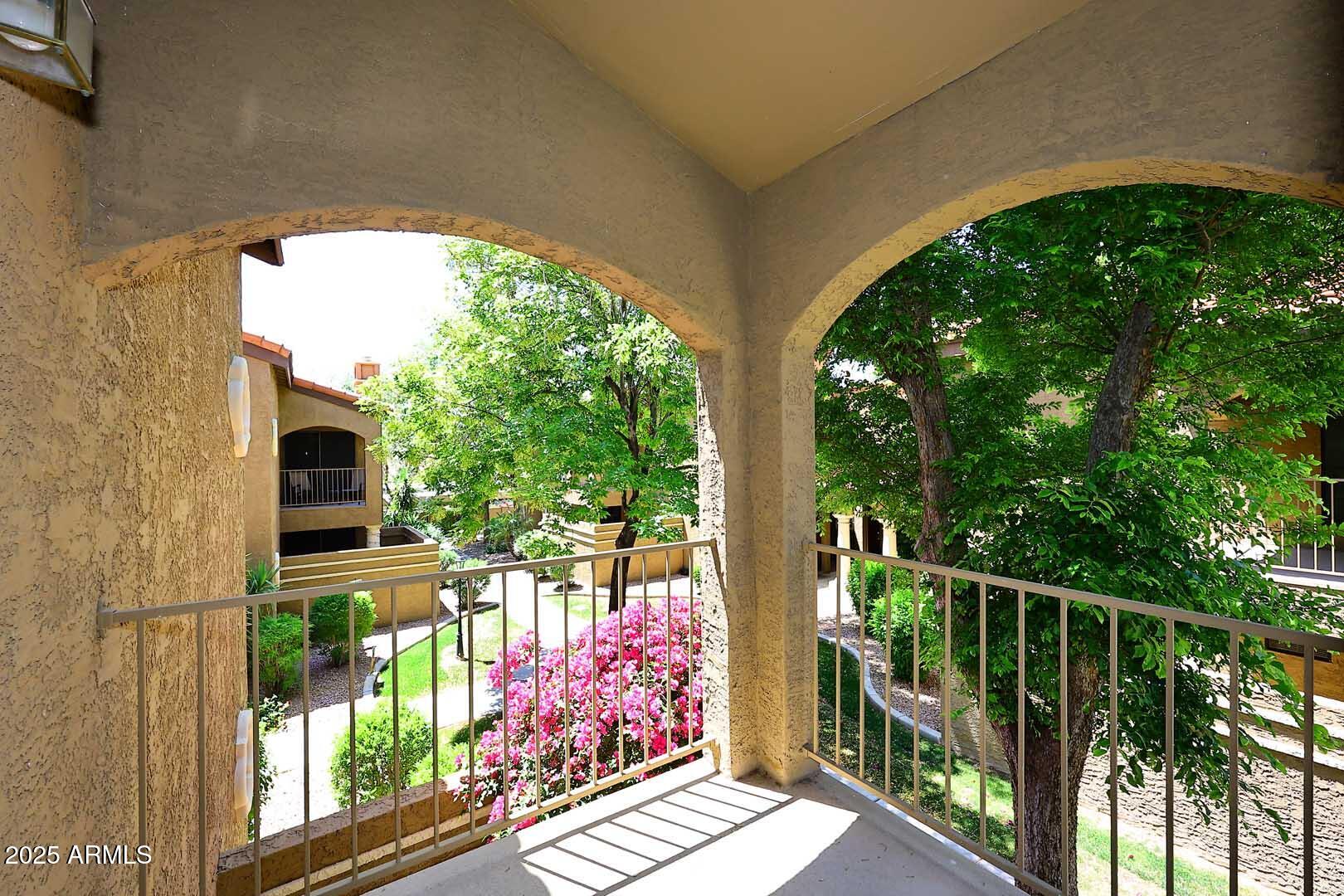 6945 E COCHISE Road E, 117