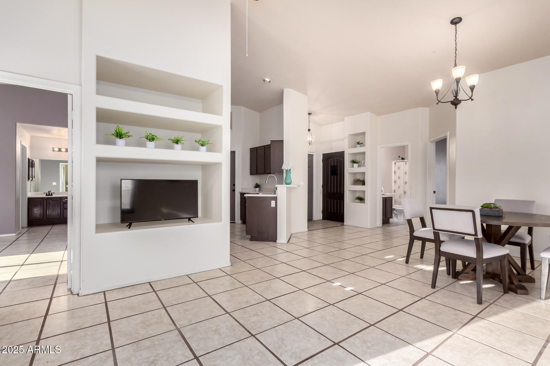 14216 N SAGUARO Boulevard, A